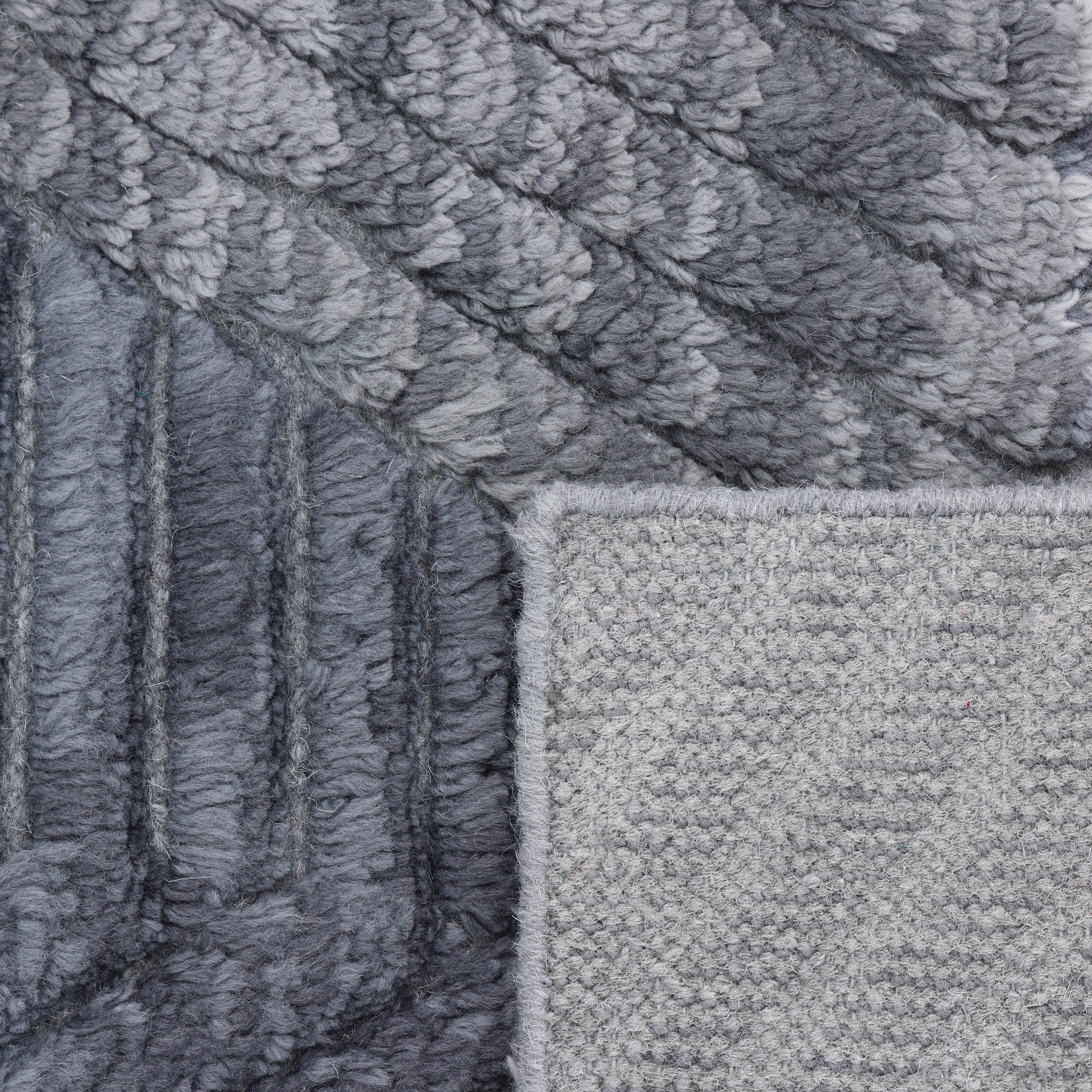 Contemporary Geometric Hand Made Gray Area Rug 9' 0'' x 12' 0'' In New Condition For Sale In Norwalk, CT