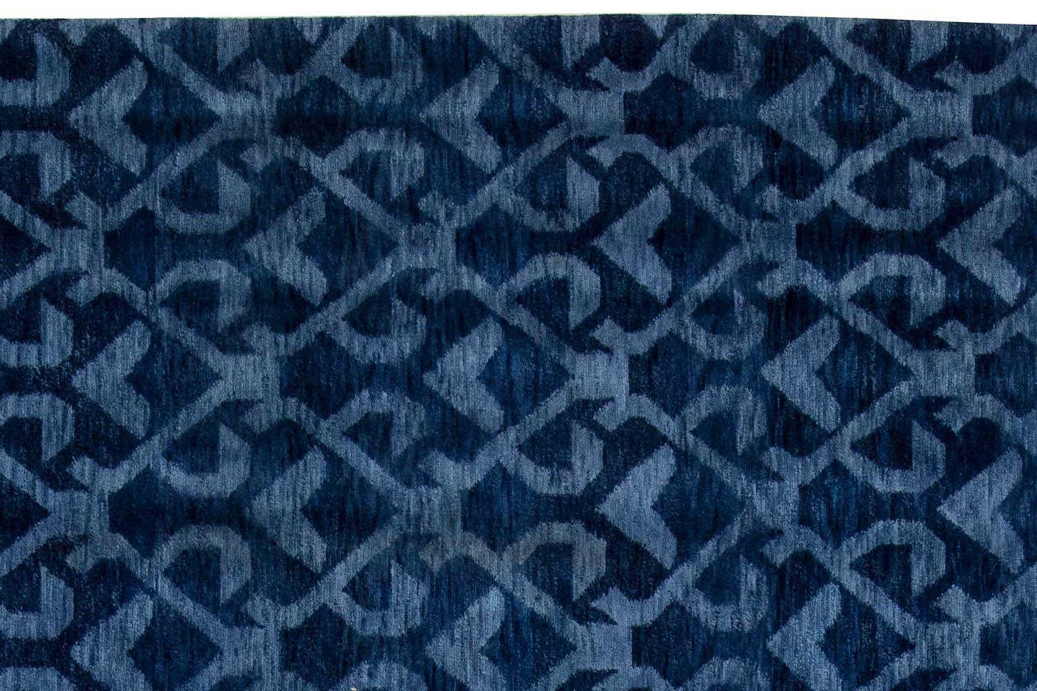 Hand-Woven Contemporary Geometric Handcrafted Pashmina Euro Rug by Doris Leslie Blau For Sale