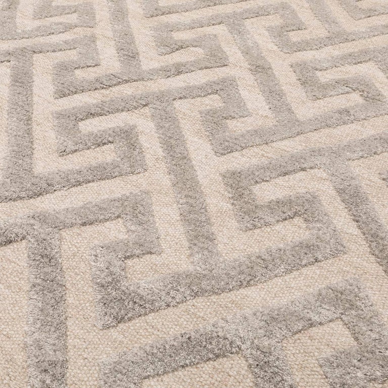 Contemporary Geometric Handmade Silk and Wool Gray Rug For Sale at 1stdibs
