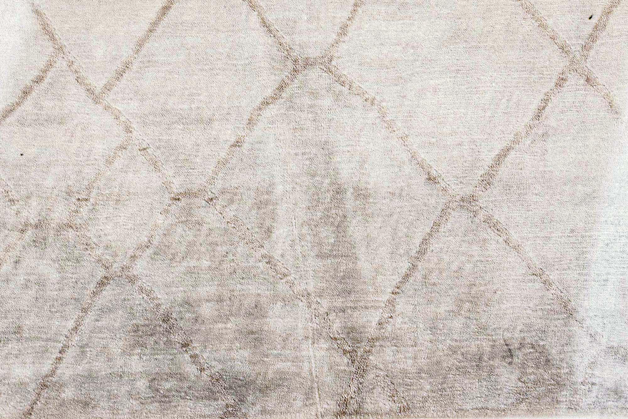 Tibetano Tappeto geometrico contemporaneo in seta fatto a mano di Doris Leslie Blau in vendita