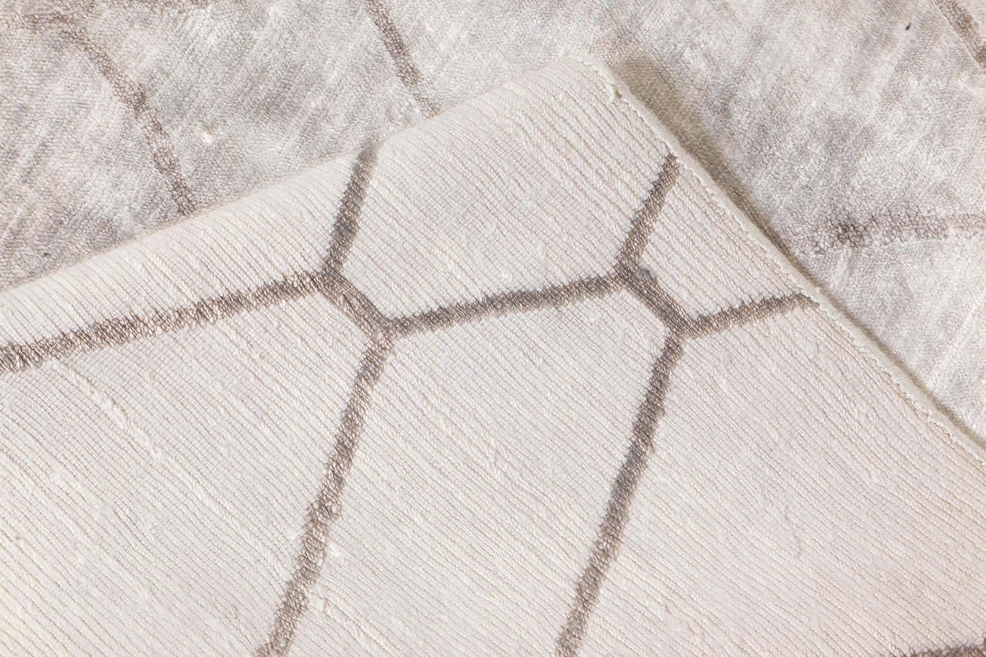 Annodato a mano Tappeto geometrico contemporaneo in seta fatto a mano di Doris Leslie Blau in vendita