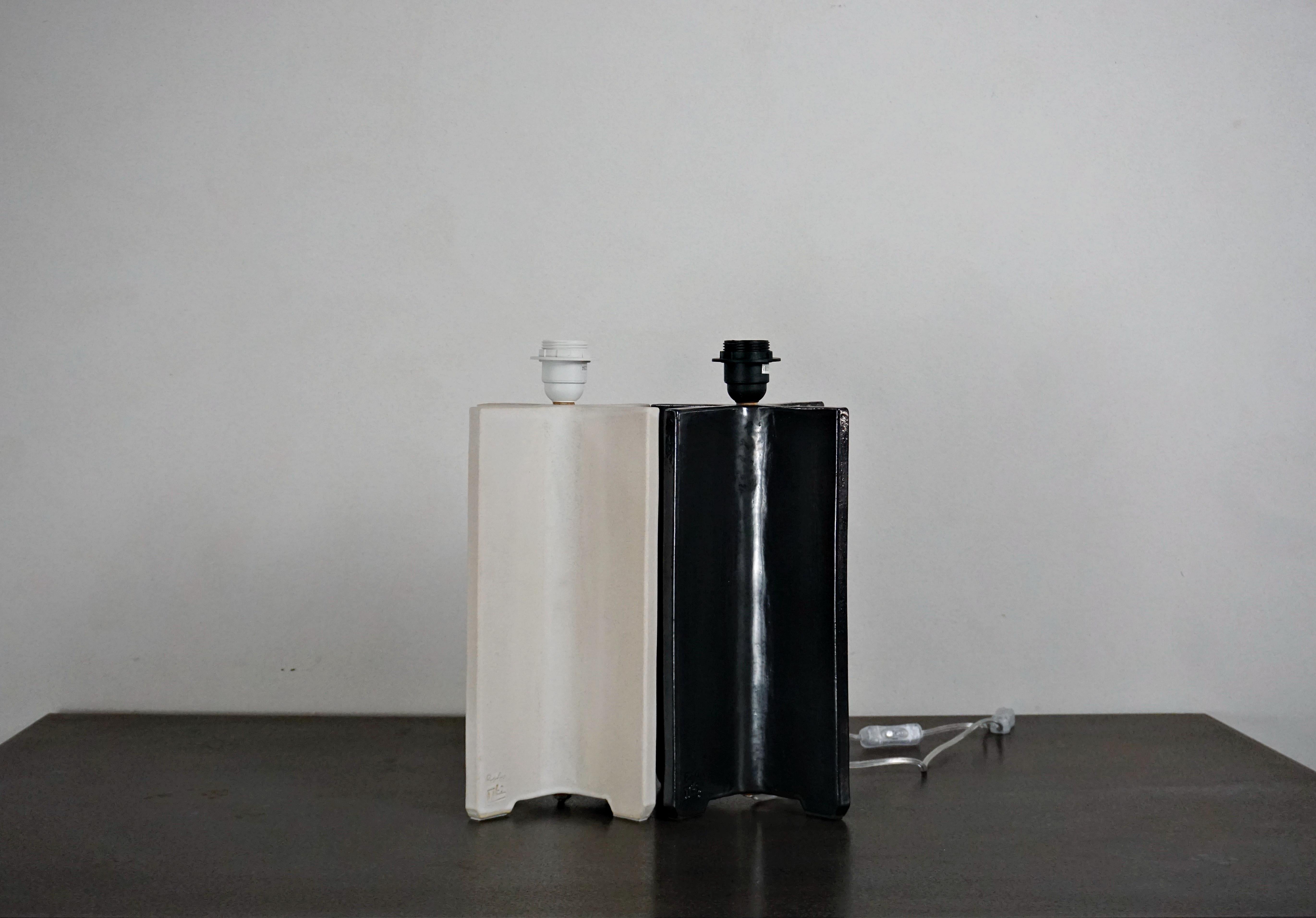 Contemporary Geometric Handmade Table Side Lamp Ceramic White, Minimalist For Sale 2