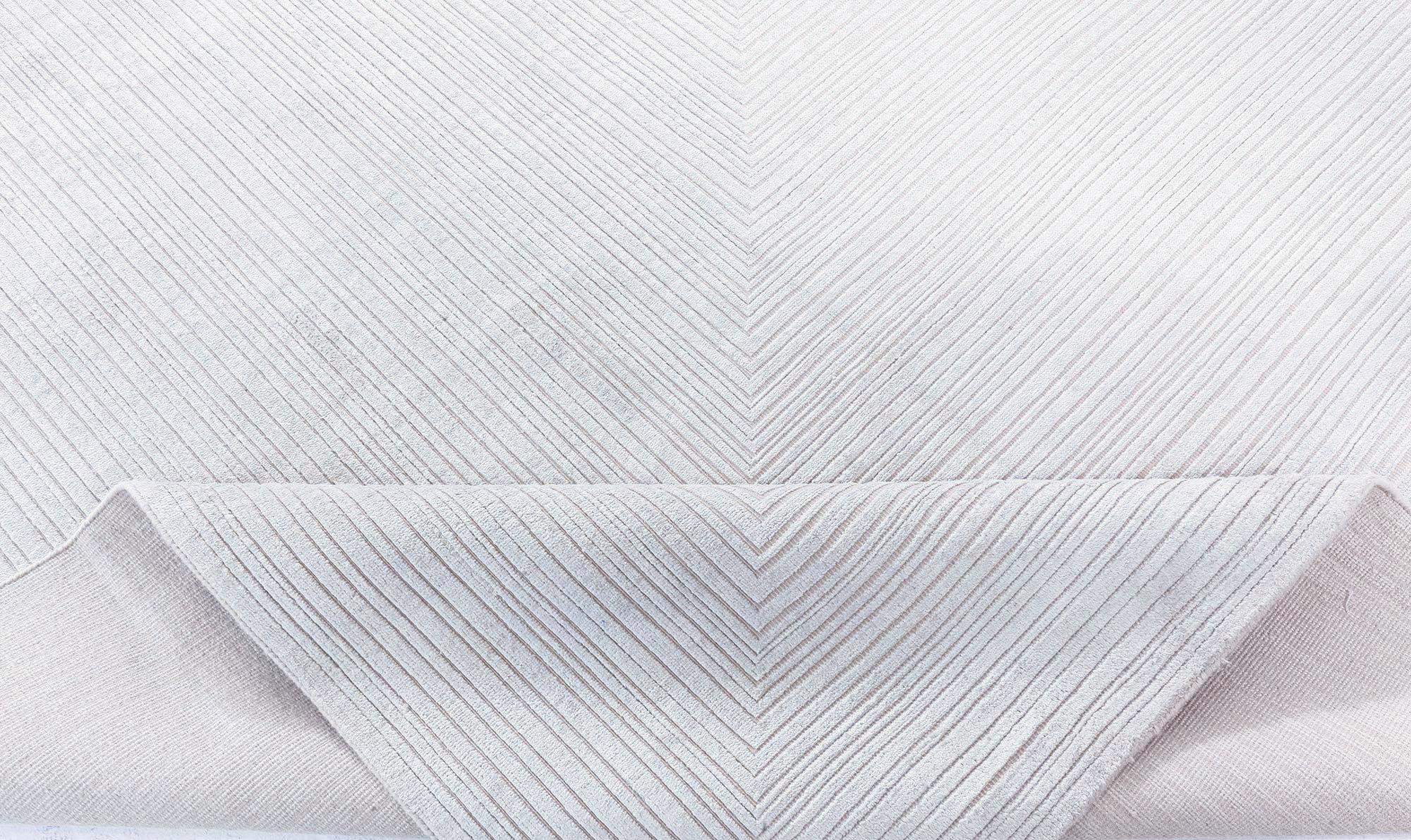 Tappeto geometrico contemporaneo di seta e lana con nodo alto e basso di Doris Leslie Blau in vendita 1