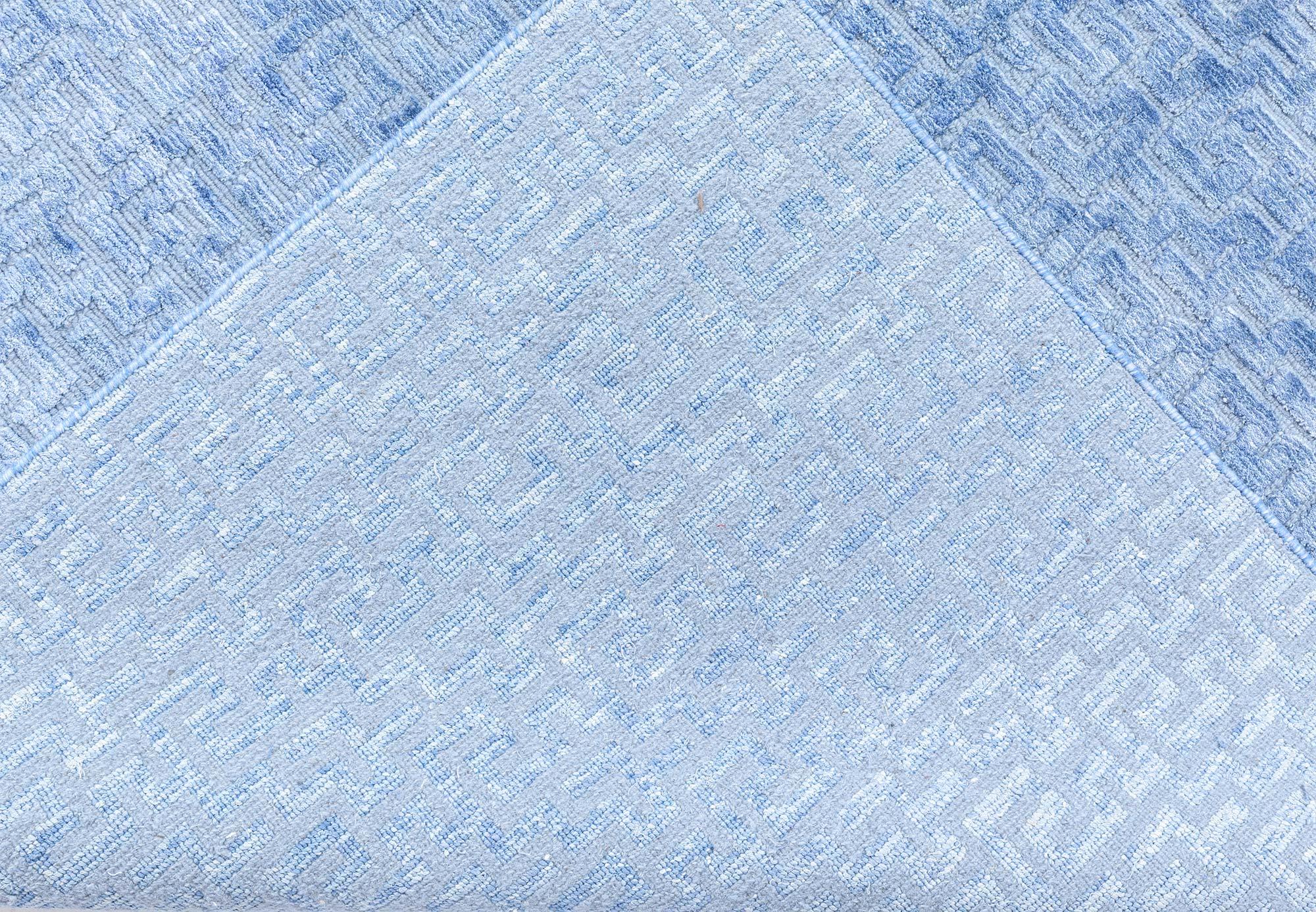 XXIe siècle et contemporain Tapis contemporain géométrique High-low en soie nouée Fragment par Doris Leslie Blau en vente