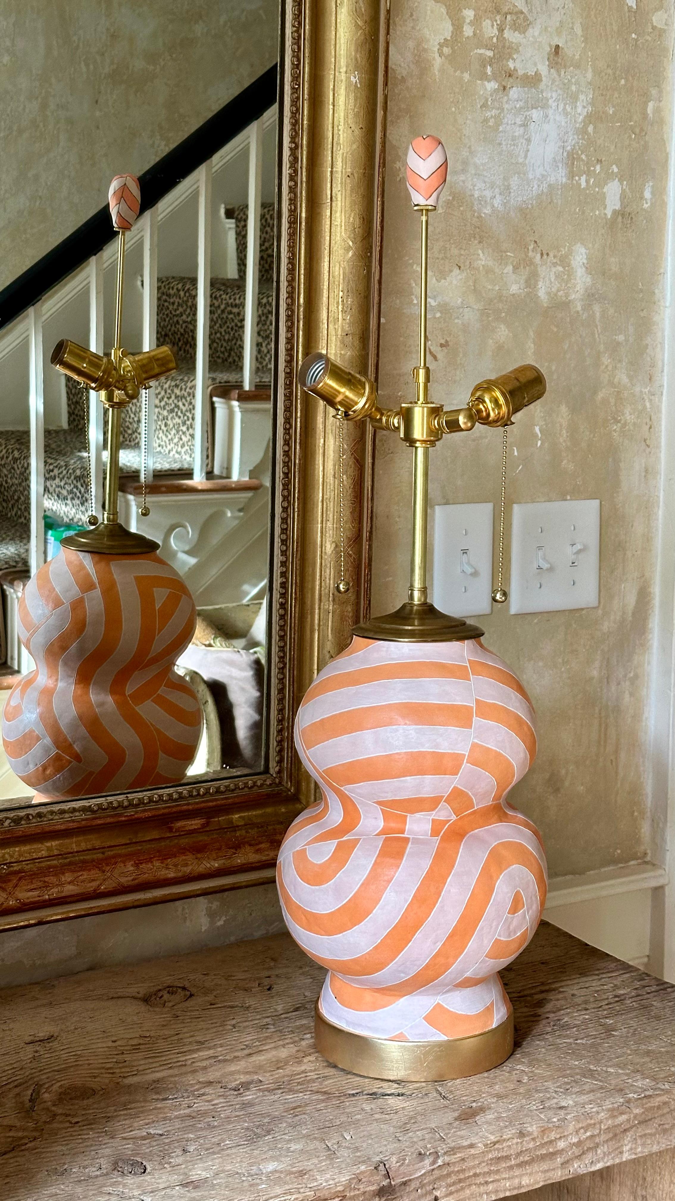 Contemporary geometric patterned lamp in orange and peach In New Condition For Sale In Charlottesville, VA