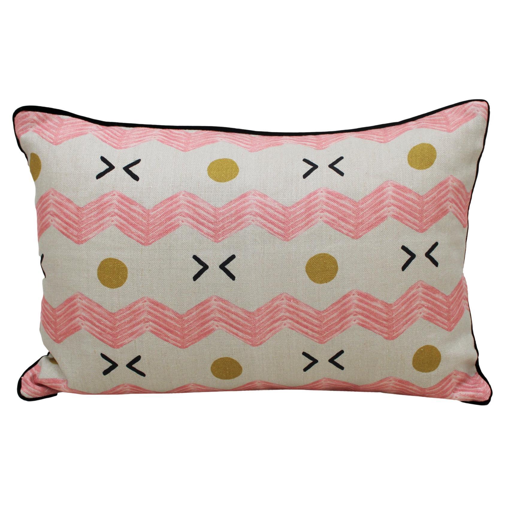 Contemporary Geometric Print Pillow in Linen and Cotton For Sale