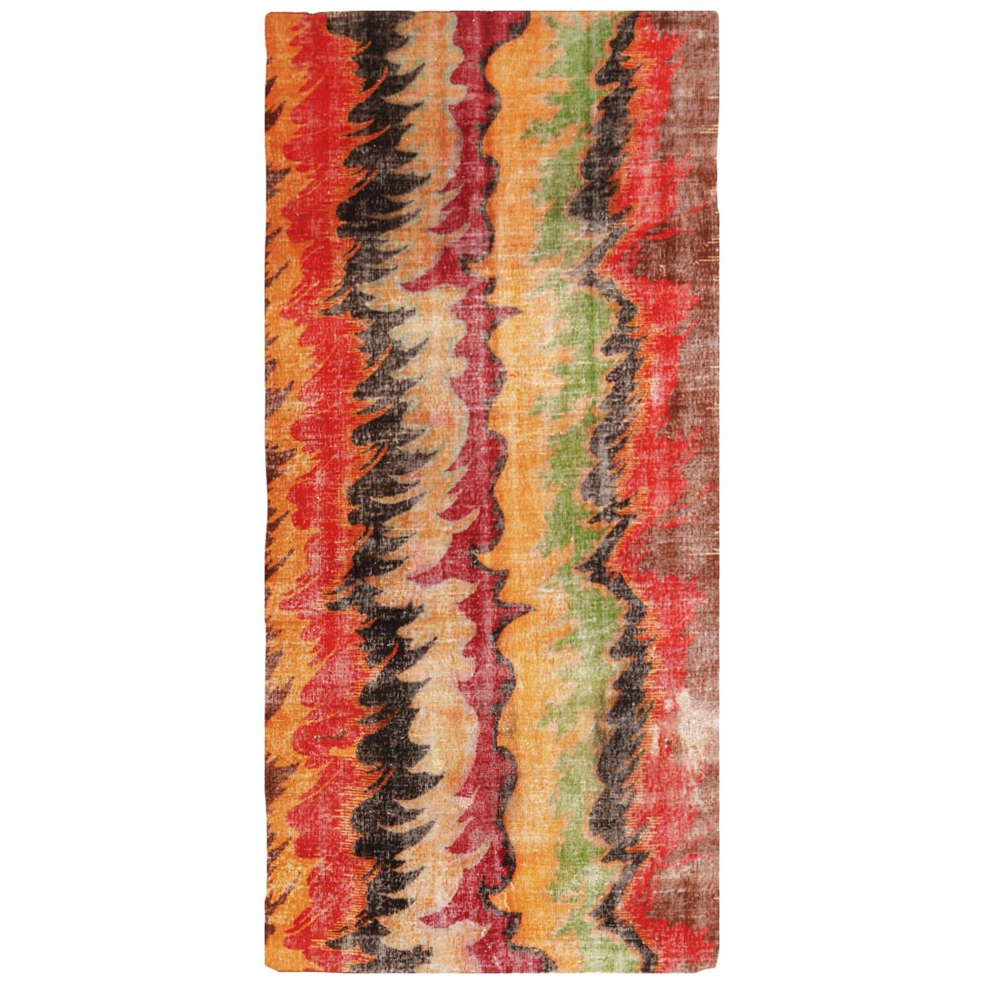 Zeitgenössischer geometrischer roter und gelber mehrfarbiger Teppich aus Wolle von Teppich & Kelim im Angebot