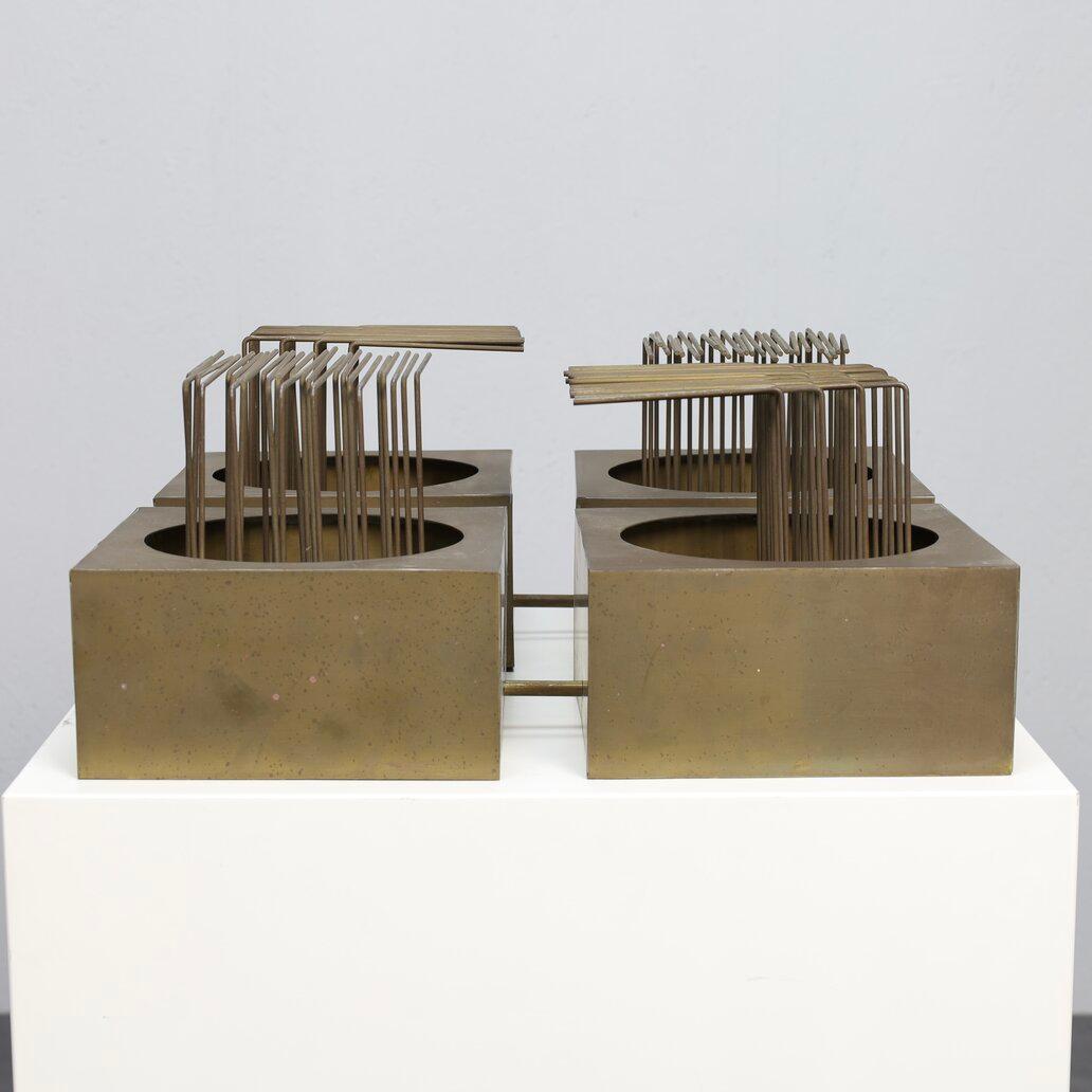 Fine XX secolo Scultura geometrica contemporanea in ottone, nello stile di Harry Bertoia, Europa in vendita
