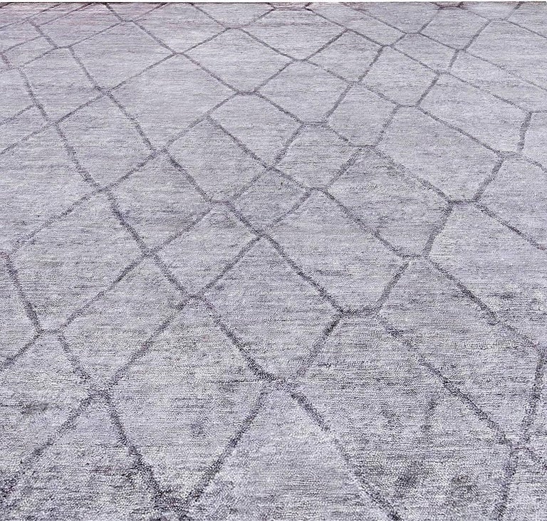 Contemporary Geometric Silver Gray Handmade Rug For Sale at 1stdibs