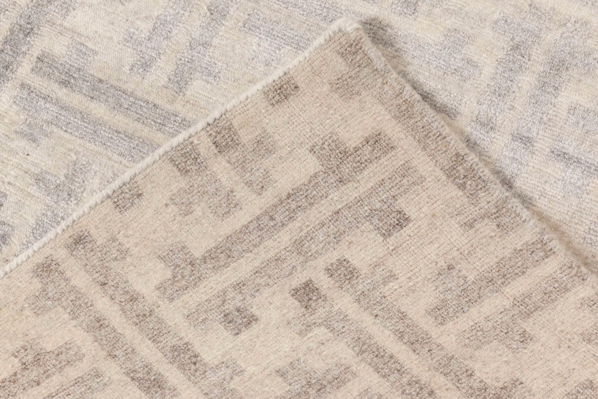 Contemporary Geometric Terra Gray Rug in Natural Wool by Doris Leslie Blau For Sale 1
