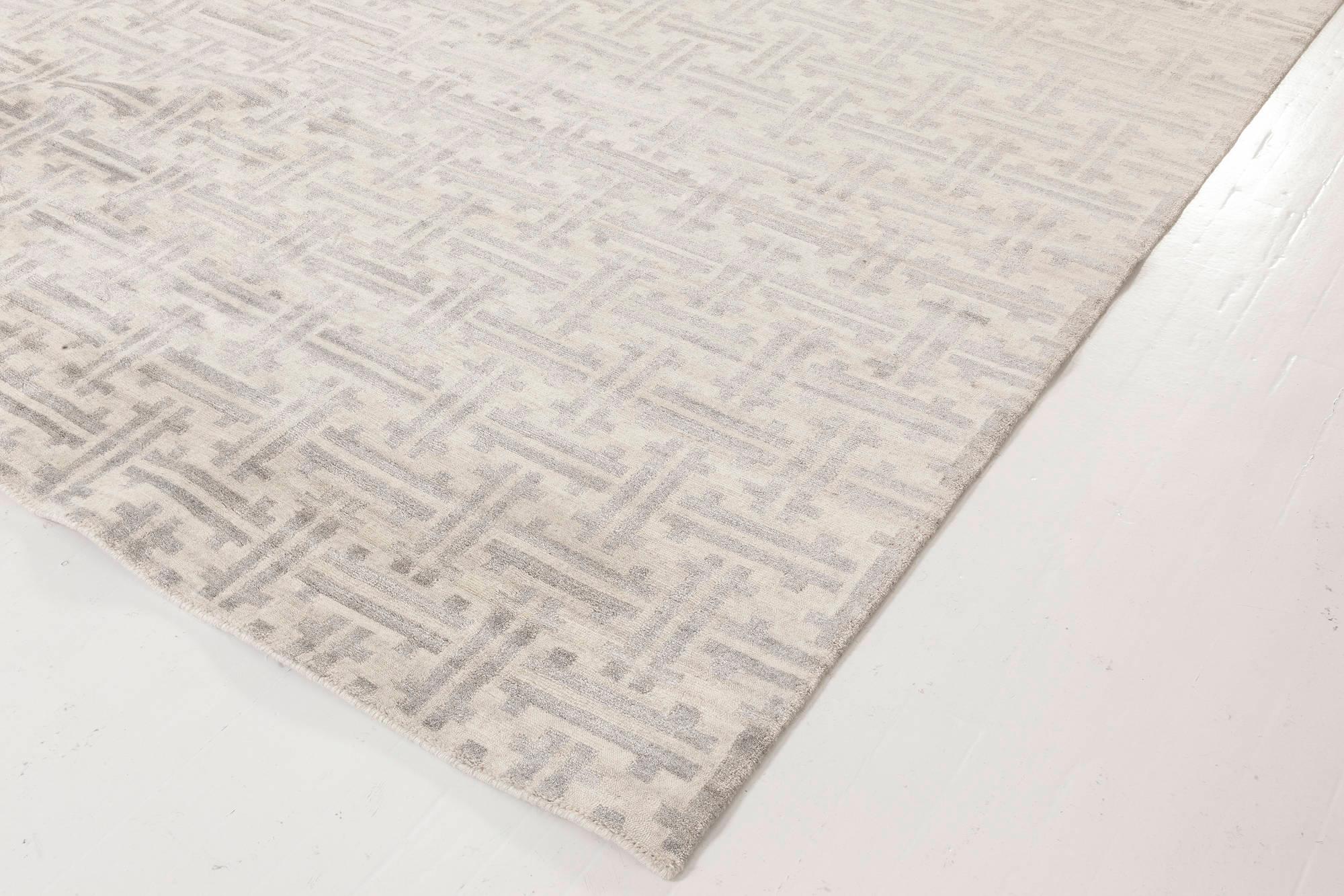Contemporary Geometric Terra Gray Rug in Natural Wool by Doris Leslie Blau For Sale 2