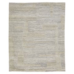 Tapis de laine géométrique contemporain de style marocain en gris naturel By Apadana