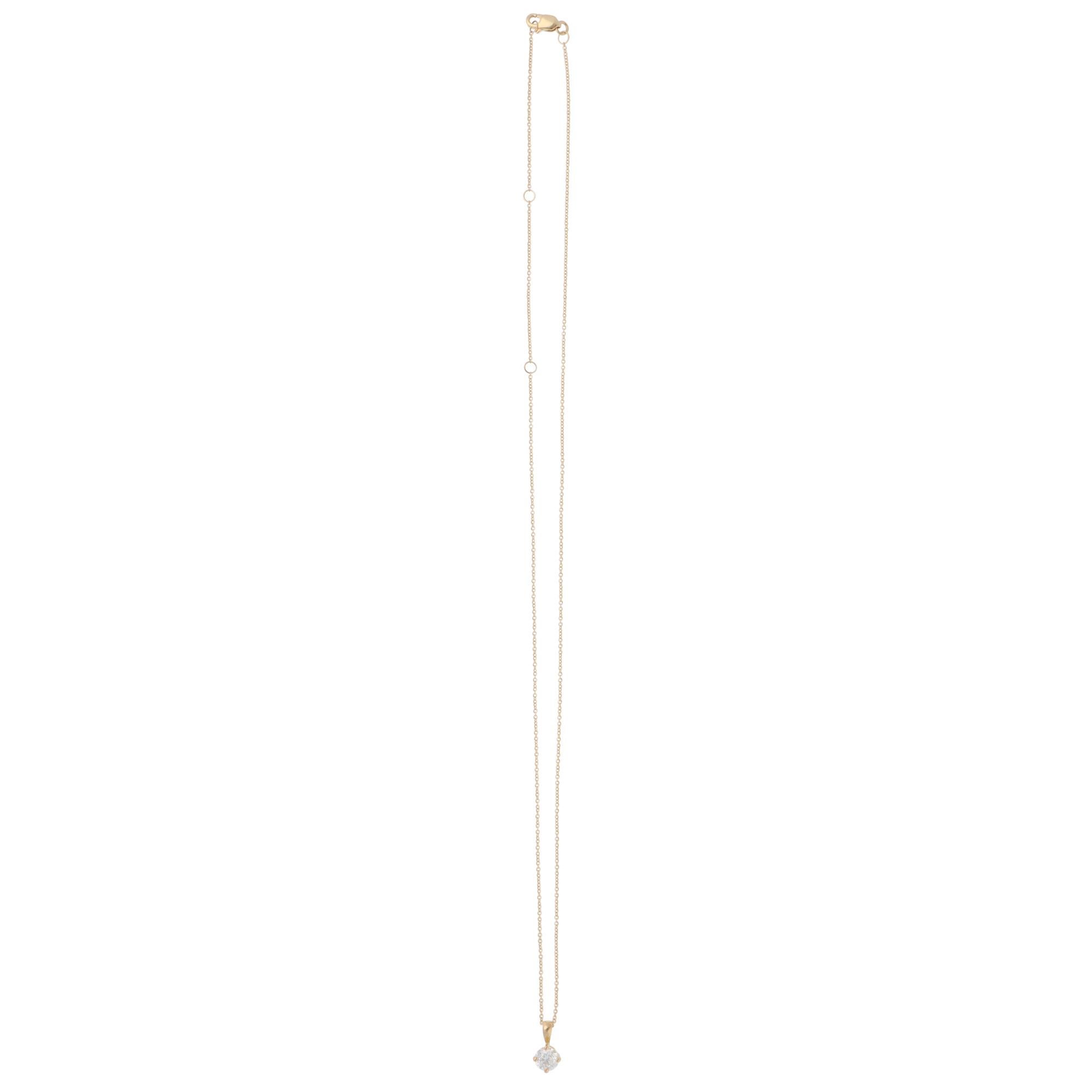 Modern Contemporary GIA Certified 0.70ct Diamond Solitaire Necklace in Yellow Gold For Sale
