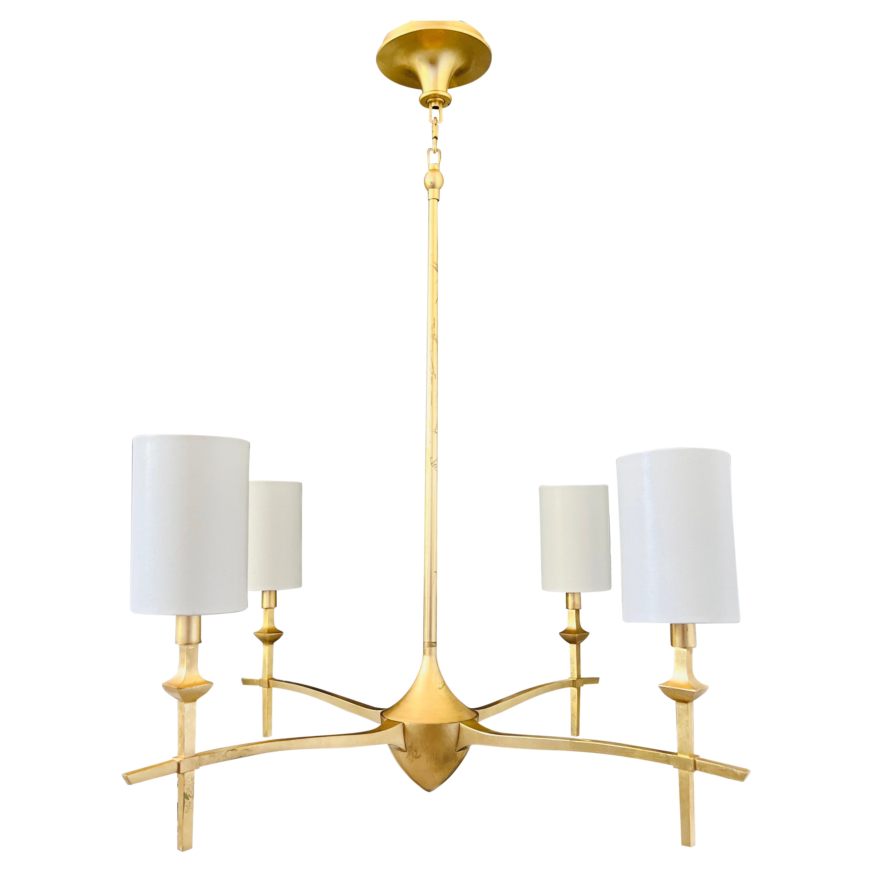 Lampadario contemporaneo in ferro dorato con design a quattro bracci in vendita