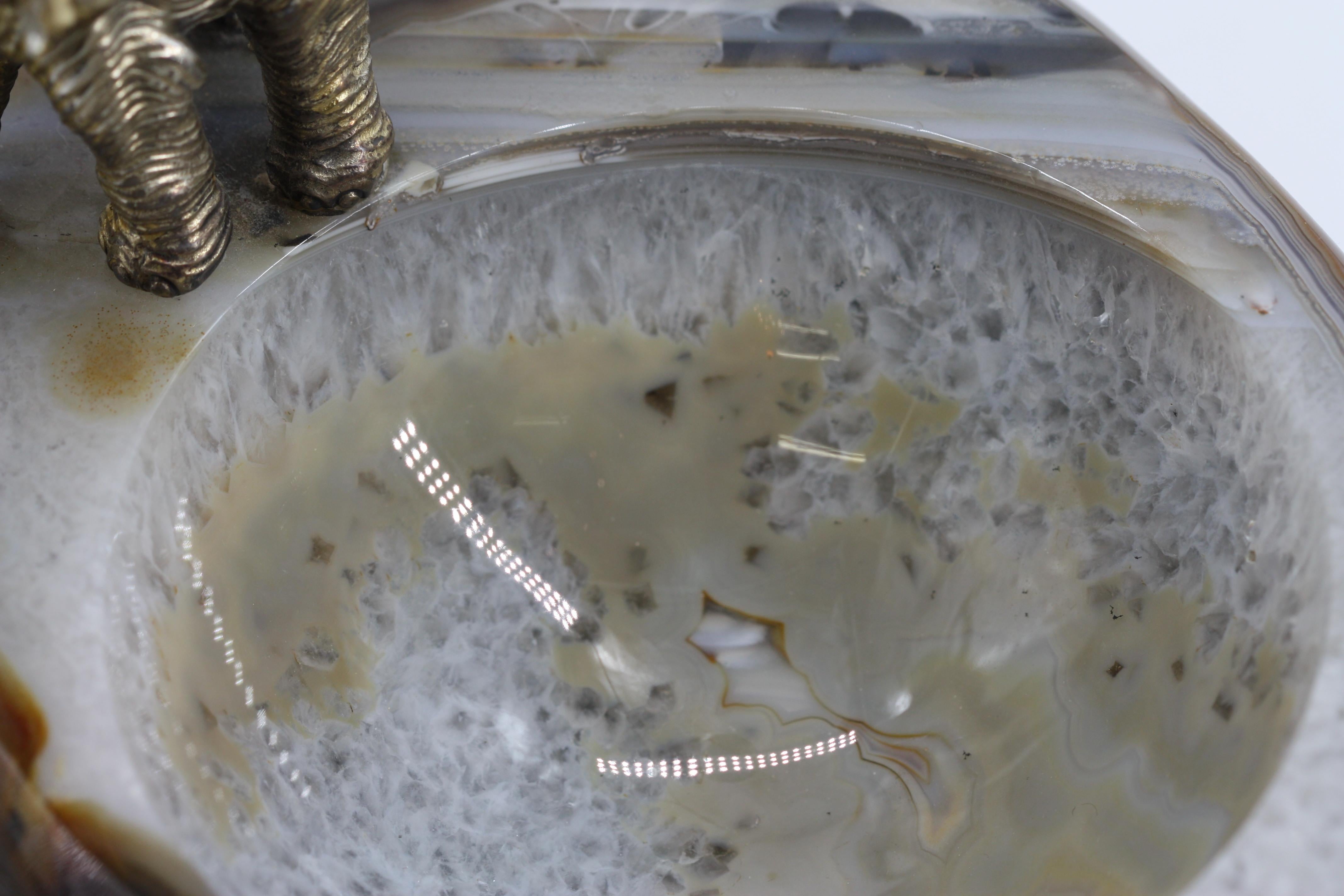 XX secolo Ciotola contemporanea in onice montata su metallo dorato in vendita