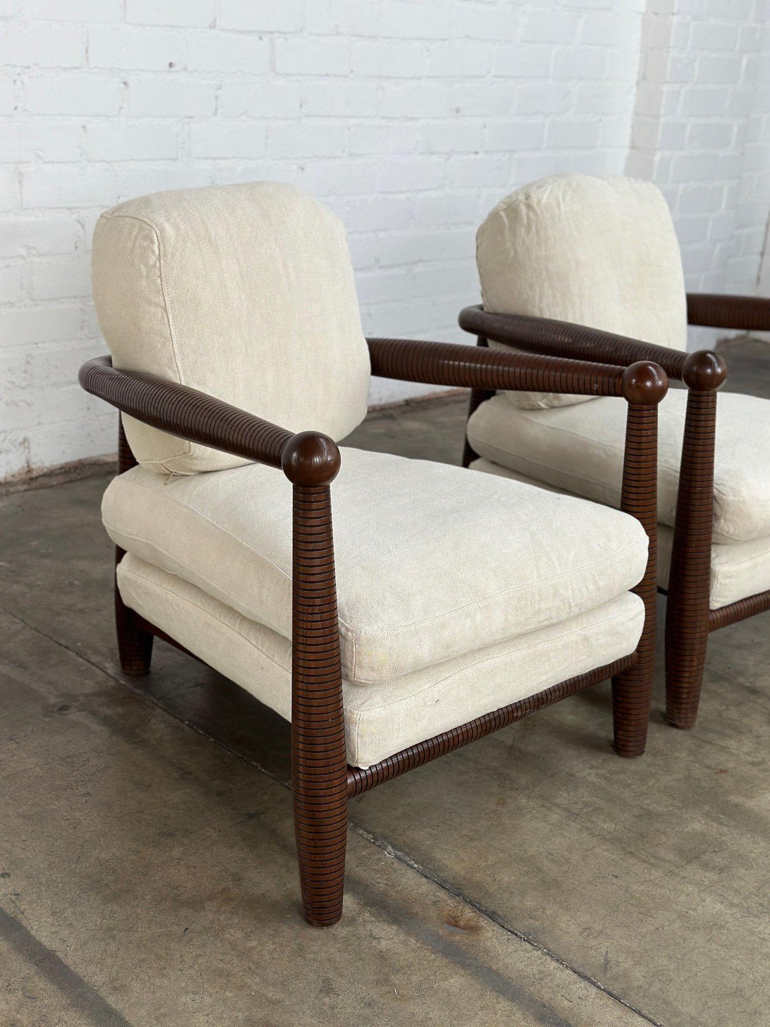 Contemporary Gio Lounge Chairs- pair For Sale 5