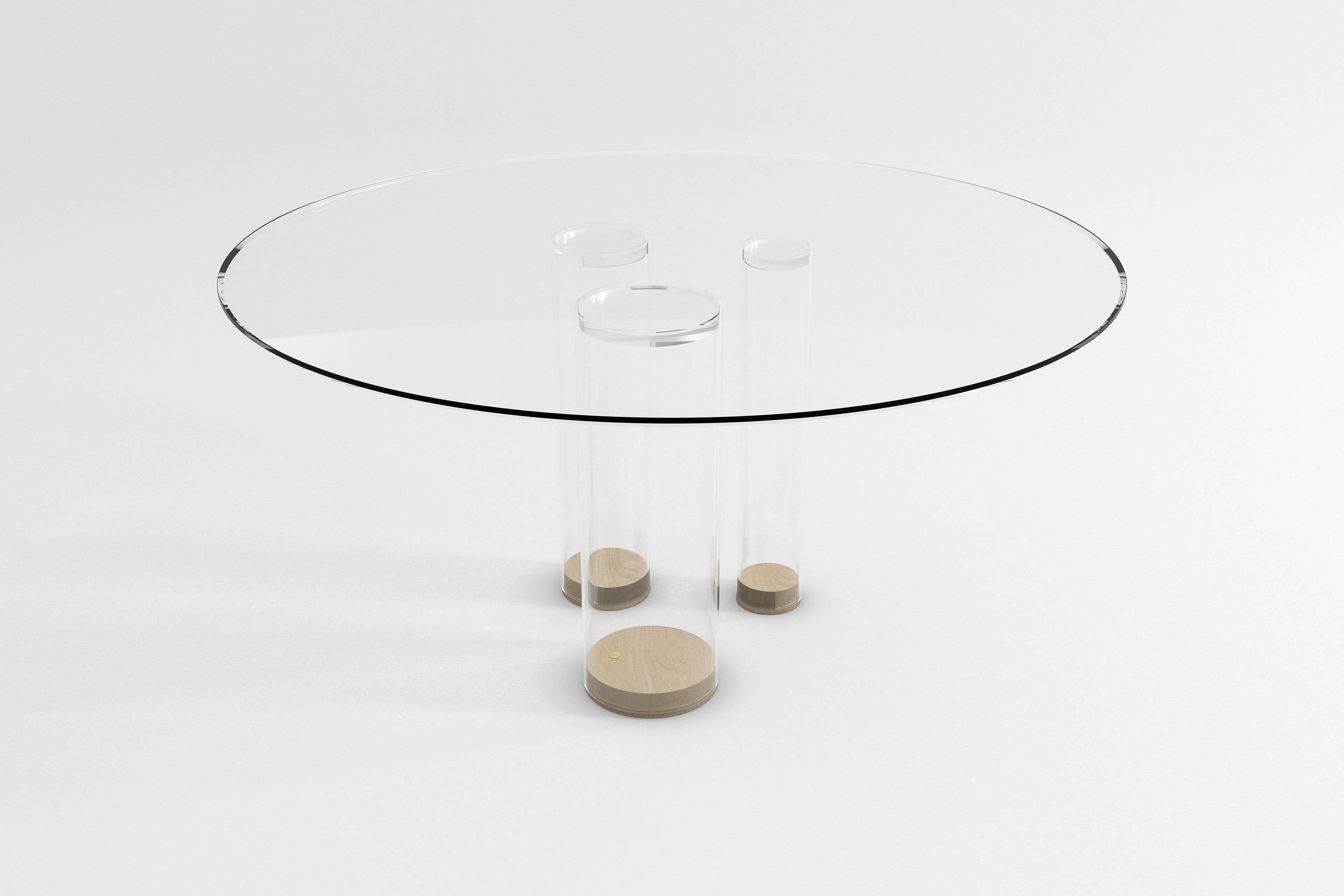Zeitgenössischer runder Esstisch, weißes Glas und natürliches Eichenholz, belgisches Design (Sonstiges) im Angebot
