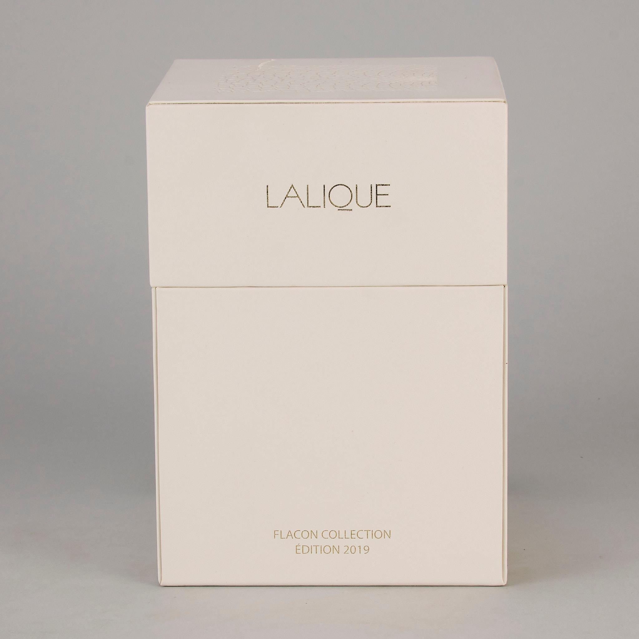 Moderne Flacon de parfum en verre contemporain intitulé 