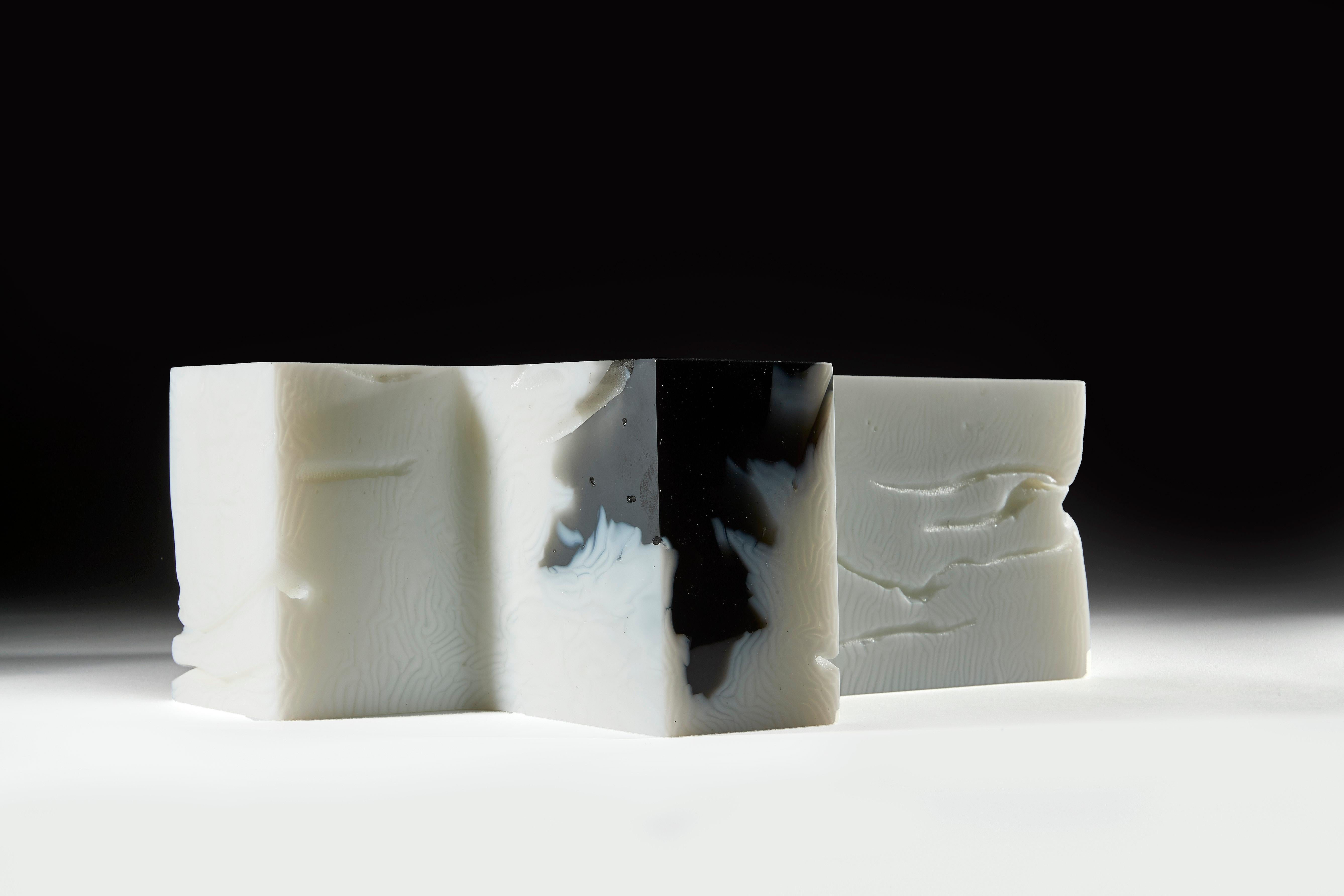 Francese Scultura in vetro contemporanea - Tephra I e Tephra II  da Perrin & Perrin in vendita