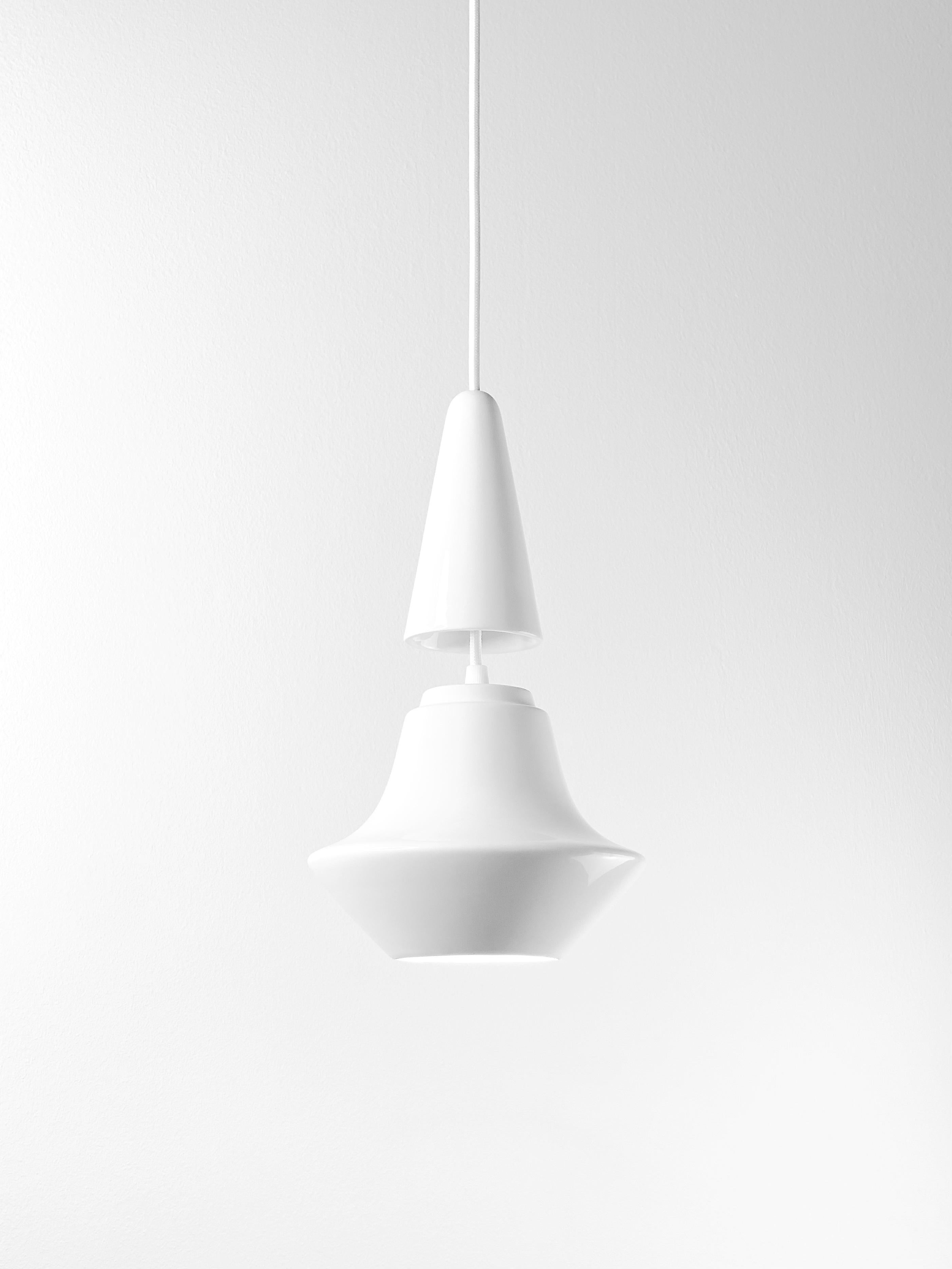 Tedesco Lampada a sospensione contemporanea in gres bianco lucido, design minimalista, SML1 in vendita