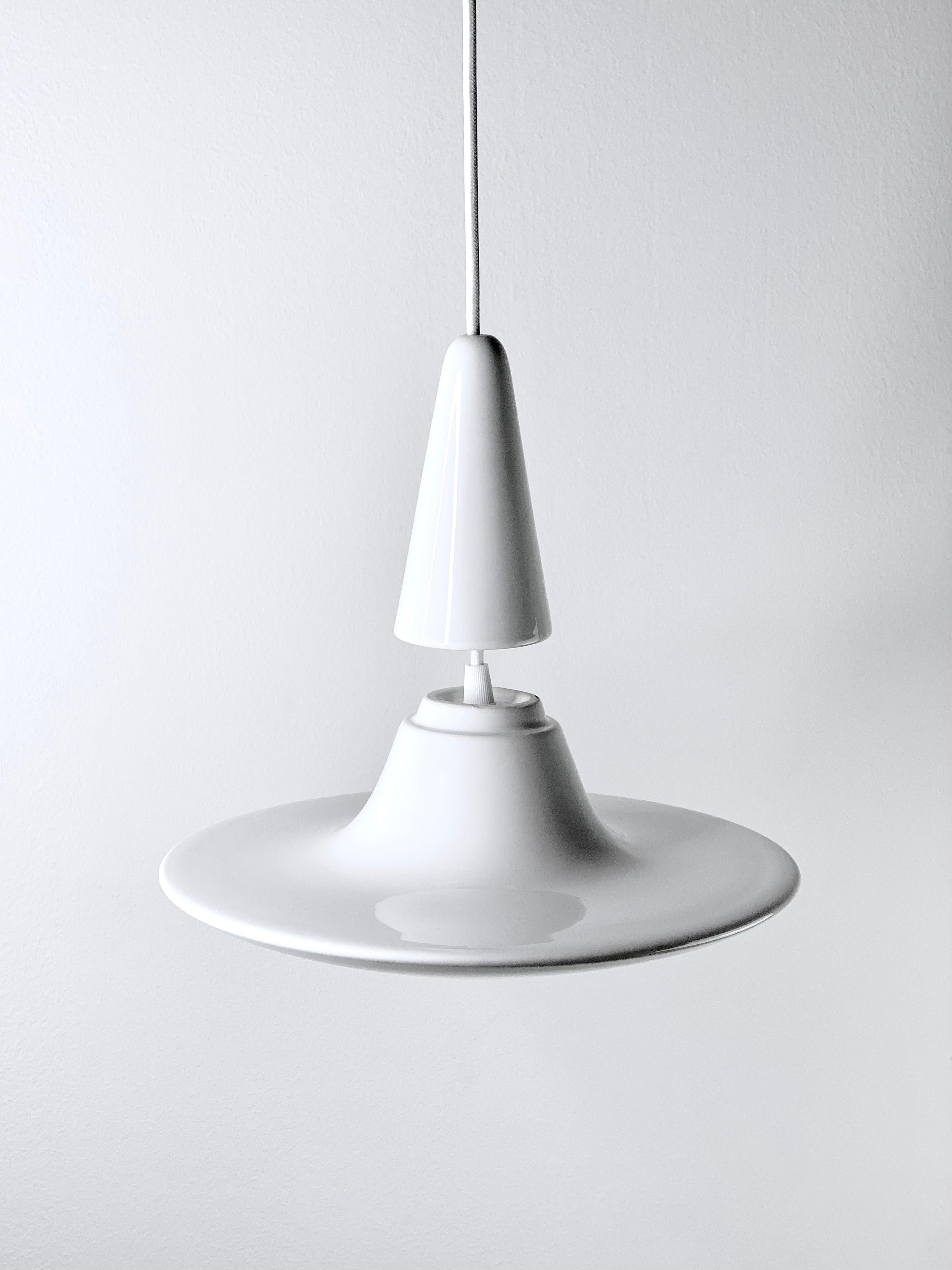 Lampada a sospensione contemporanea in gres bianco lucido, design minimalista, SML3 in vendita 6