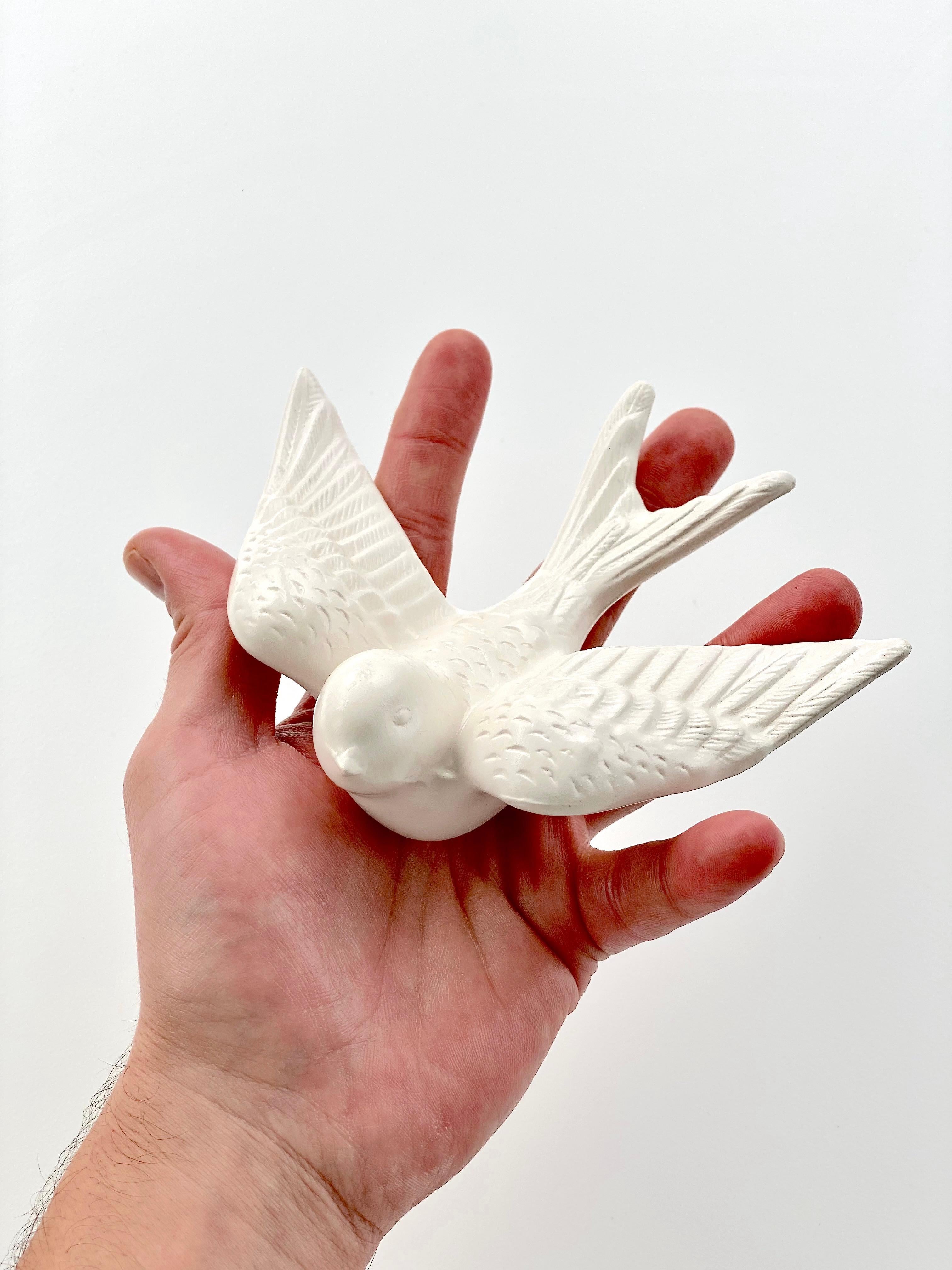 Contemporary Glossy white Stoneware Wall Ornaments, Minimalist Design, SWALLOWS For Sale 3