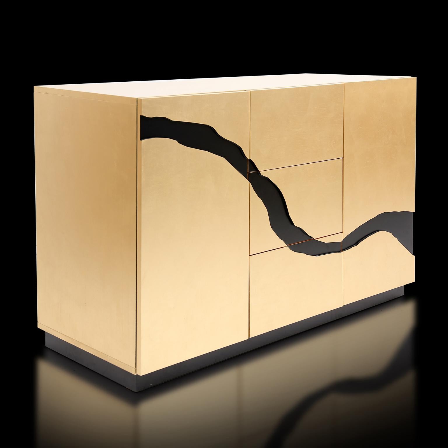 Zeitgenössische goldene schwarze Sideboard-Konsole (Marmor) im Angebot