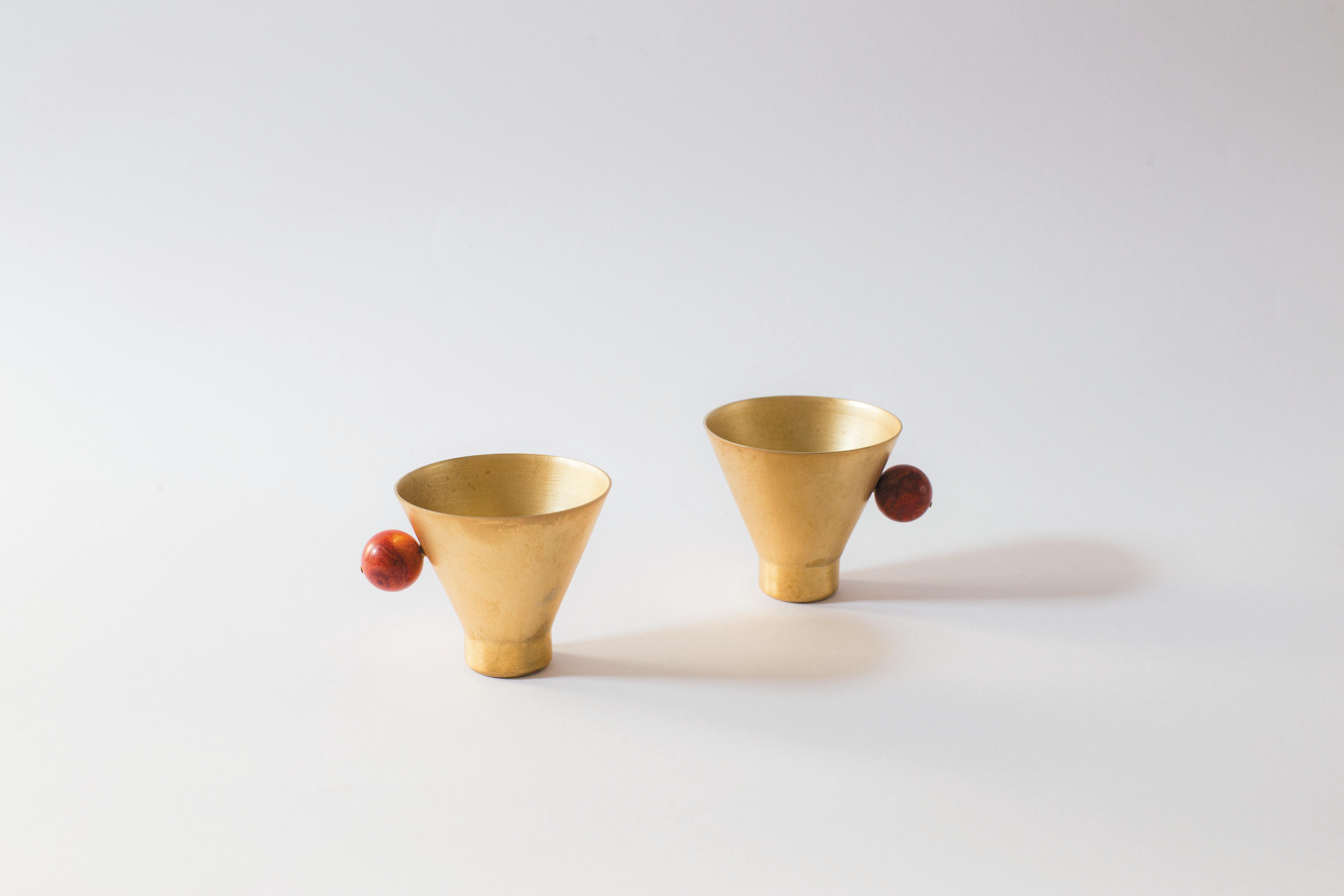 Contemporary Gold Plated Red Stone Cone Cup Handcrafted Italy by Natalia Criado im Zustand „Neu“ im Angebot in Milan, IT