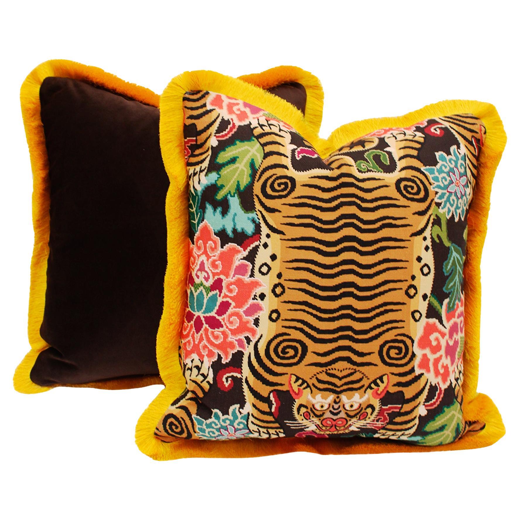 Contemporary Golden And Brown Cotton And Silk Fringe Tiger Pair Of Pillows For Sale