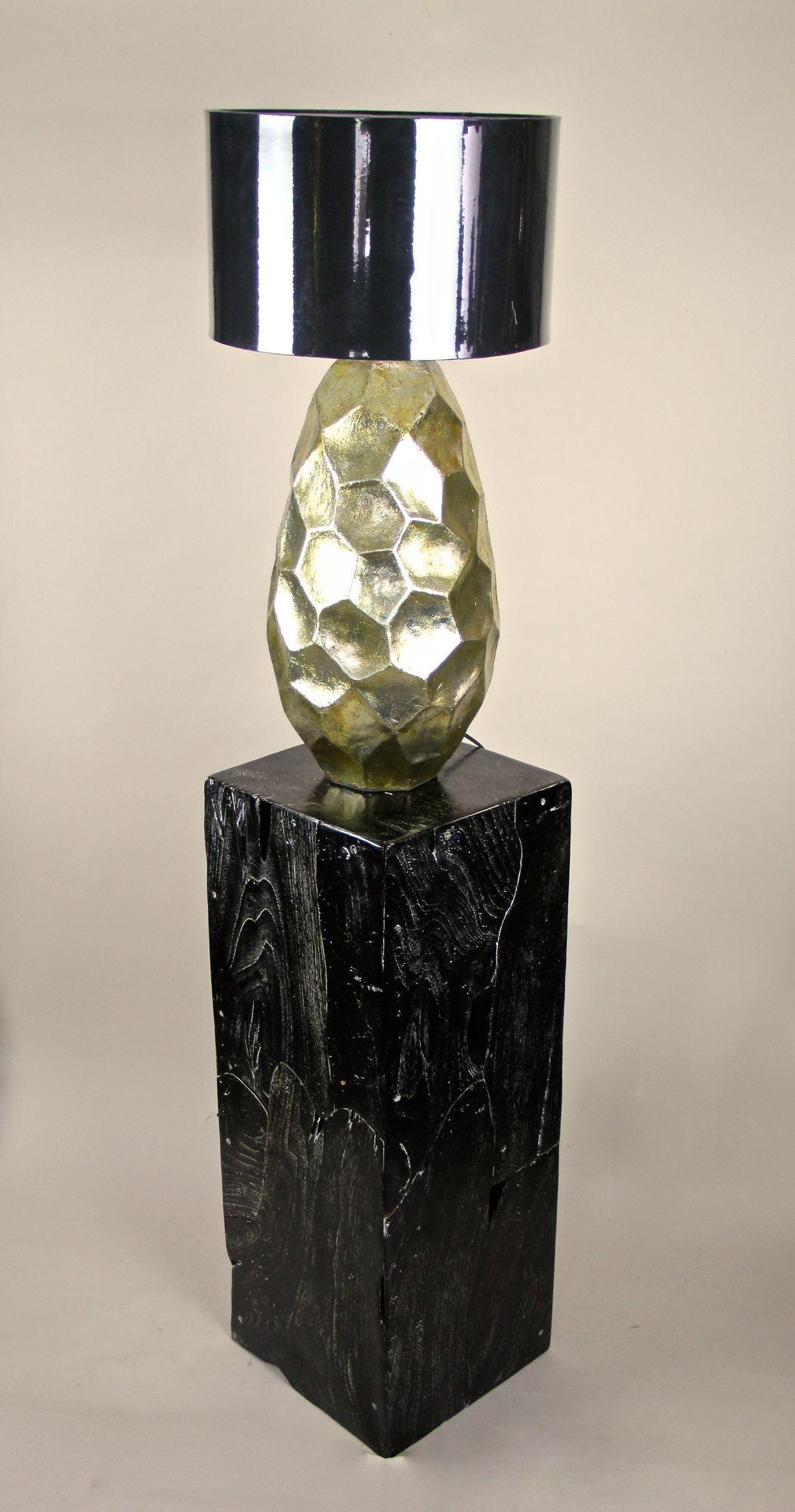 Lámpara de mesa contemporánea de cerámica dorada esmaltada sobre pedestal de teca negra Siglo XXI y contemporáneo en venta