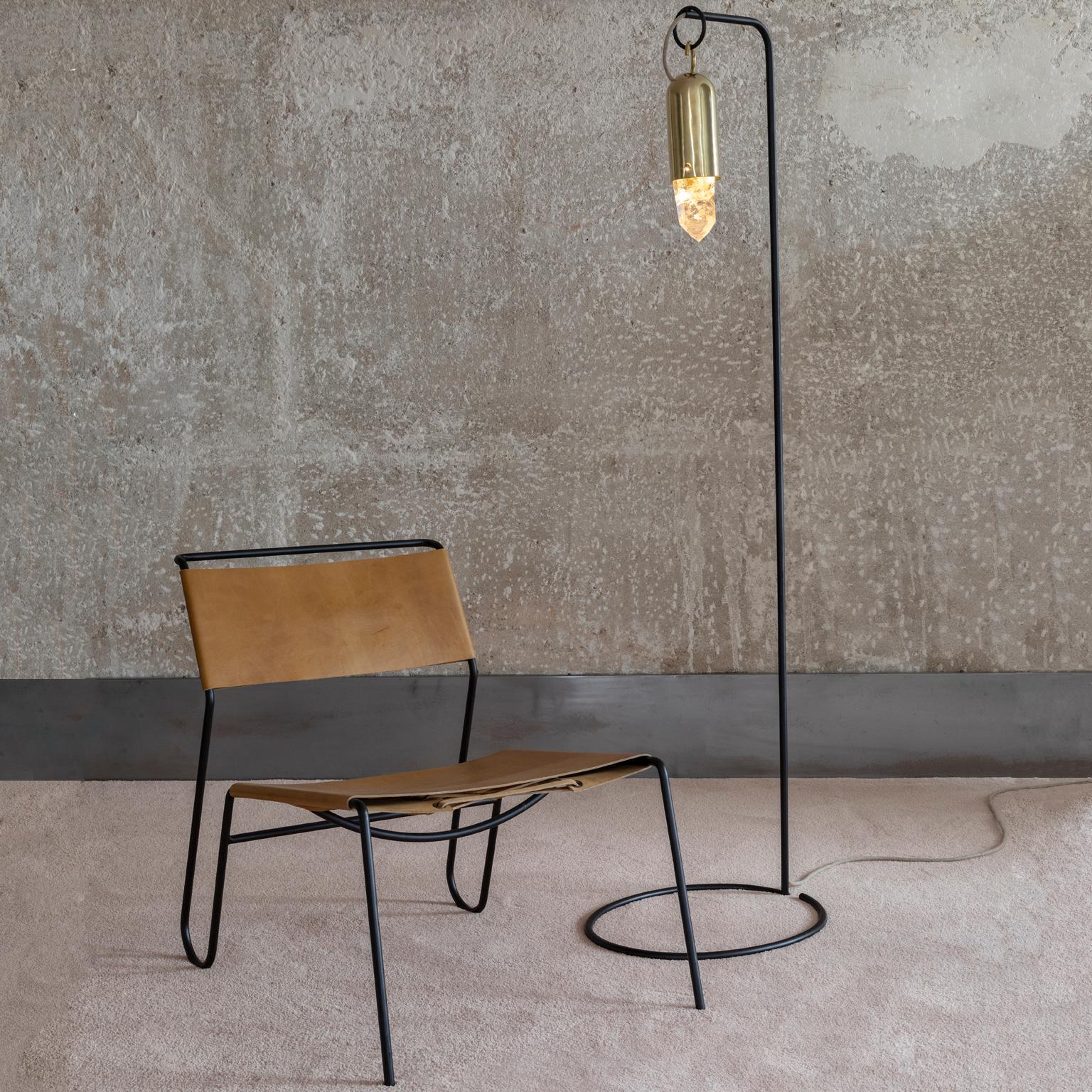 Brutalismo Lampada da terra dorata contemporanea 