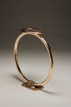 Console contemporaine à anneau en bronze doré polonais par Colo, France