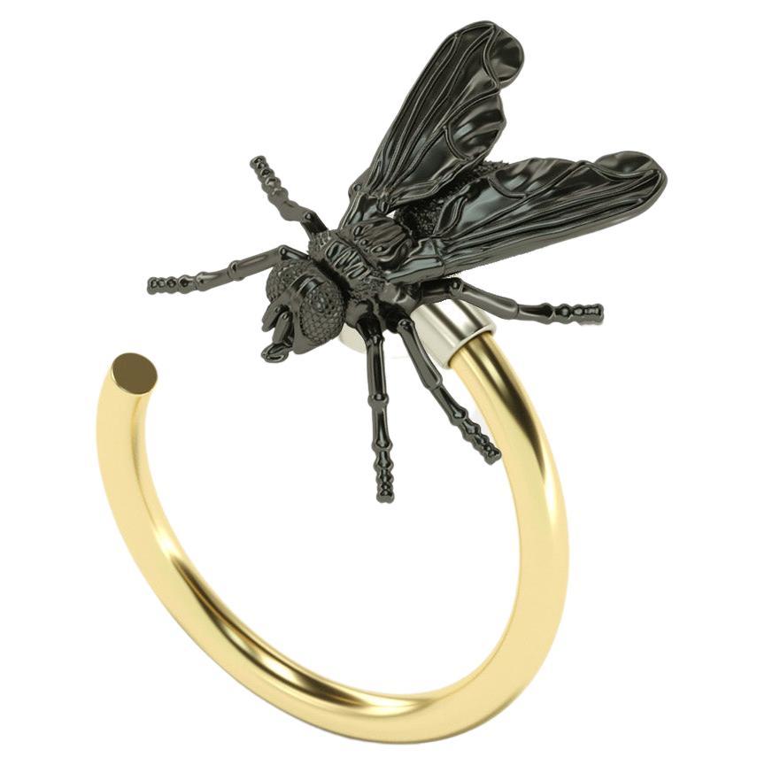 Contemporary Golden Ring with Insect, 18K Yellow and Black Gold For Sale