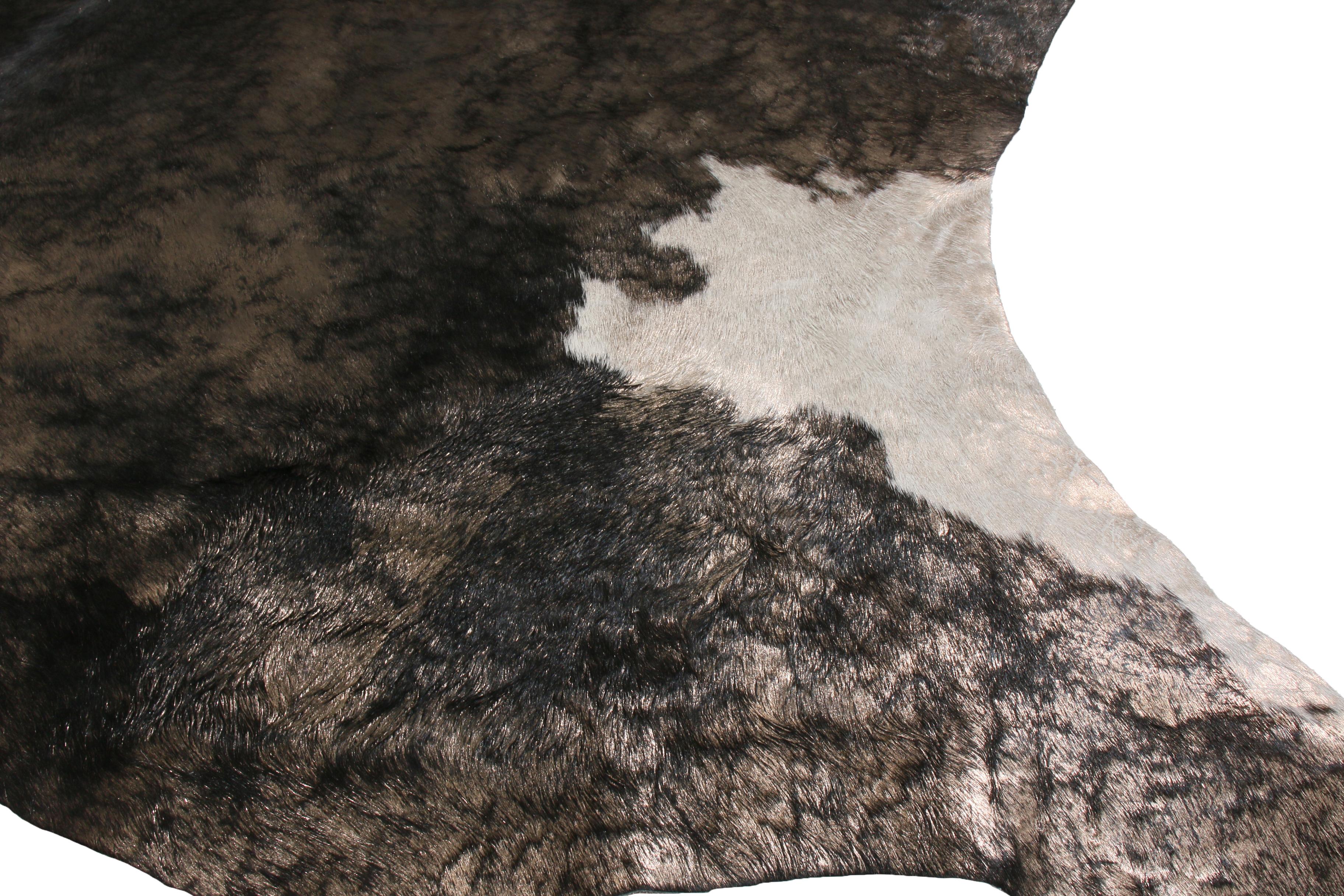 XXIe siècle et contemporain Tapis contemporain en cuir de vachette de grande taille, gris et blanc en vente