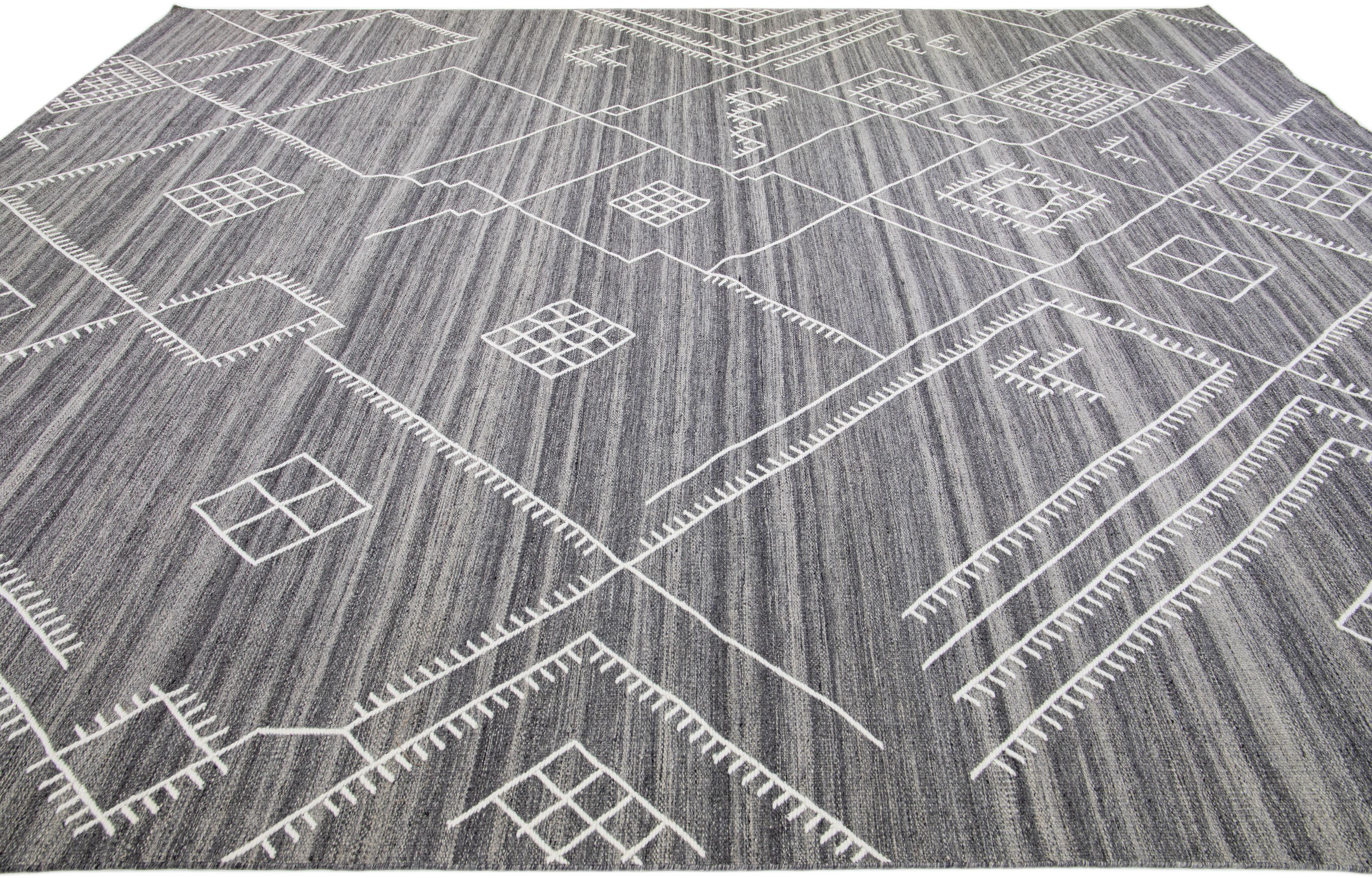 Hand-Knotted Contemporary Gray Flatweave Kilim Wool Rug With Coastal Design By Apadana For Sale