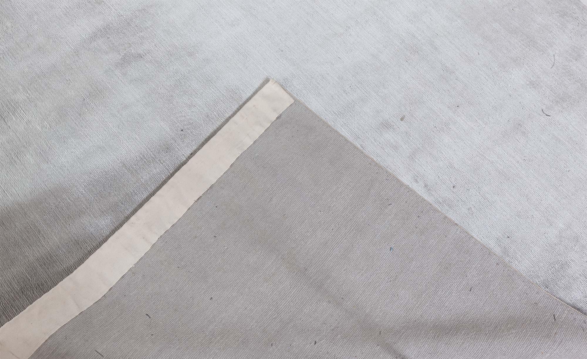 Contemporary Gray Silk Rug by Doris Leslie Blau (Seide) im Angebot