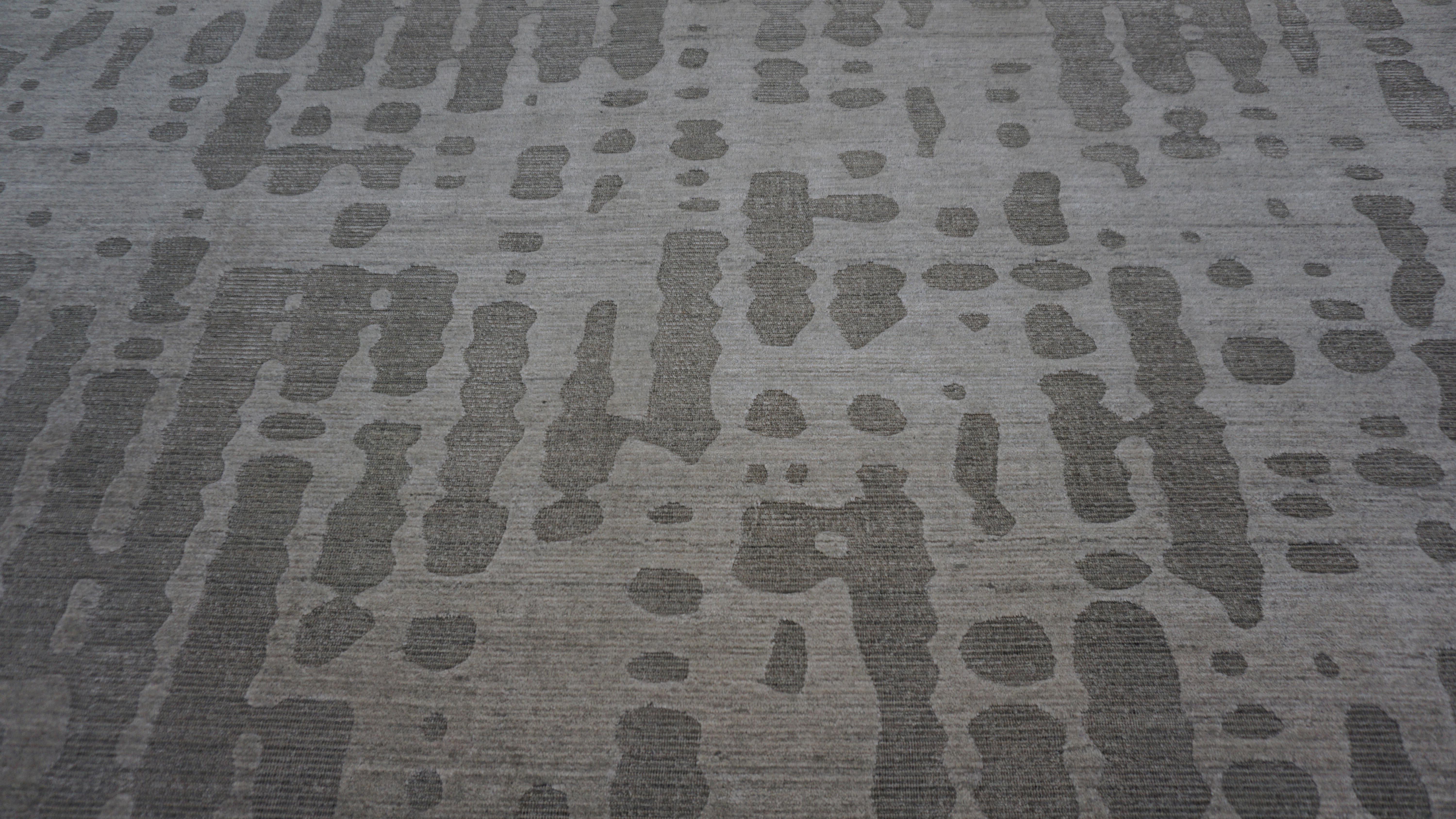 Asian Contemporary Gray Textural Dot Patterned Bamboo Rug 8'1''x11'10'' For Sale