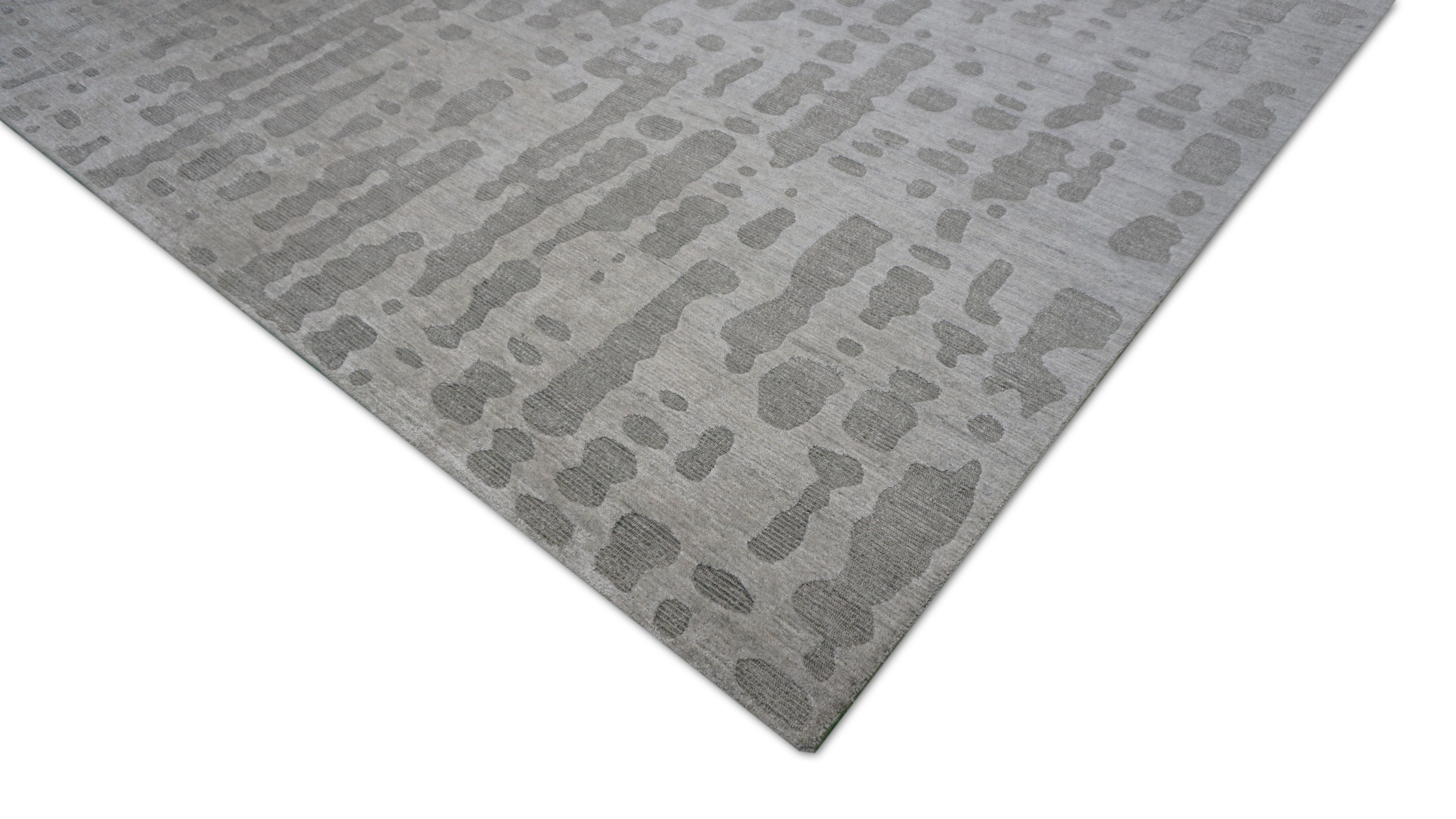 Contemporary Gray Textural Dot Patterned Bamboo Rug 8'1''x11'10'' In New Condition For Sale In Torrance, CA