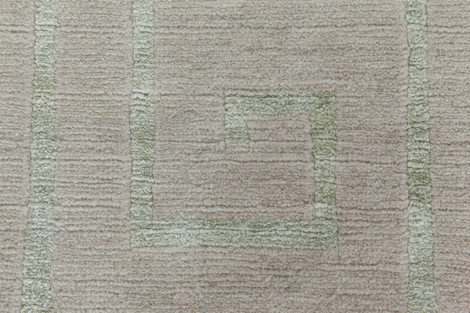 Moderno Tappeto contemporaneo con design a chiave greca realizzato a mano in seta e lana da Doris Leslie Blau in vendita