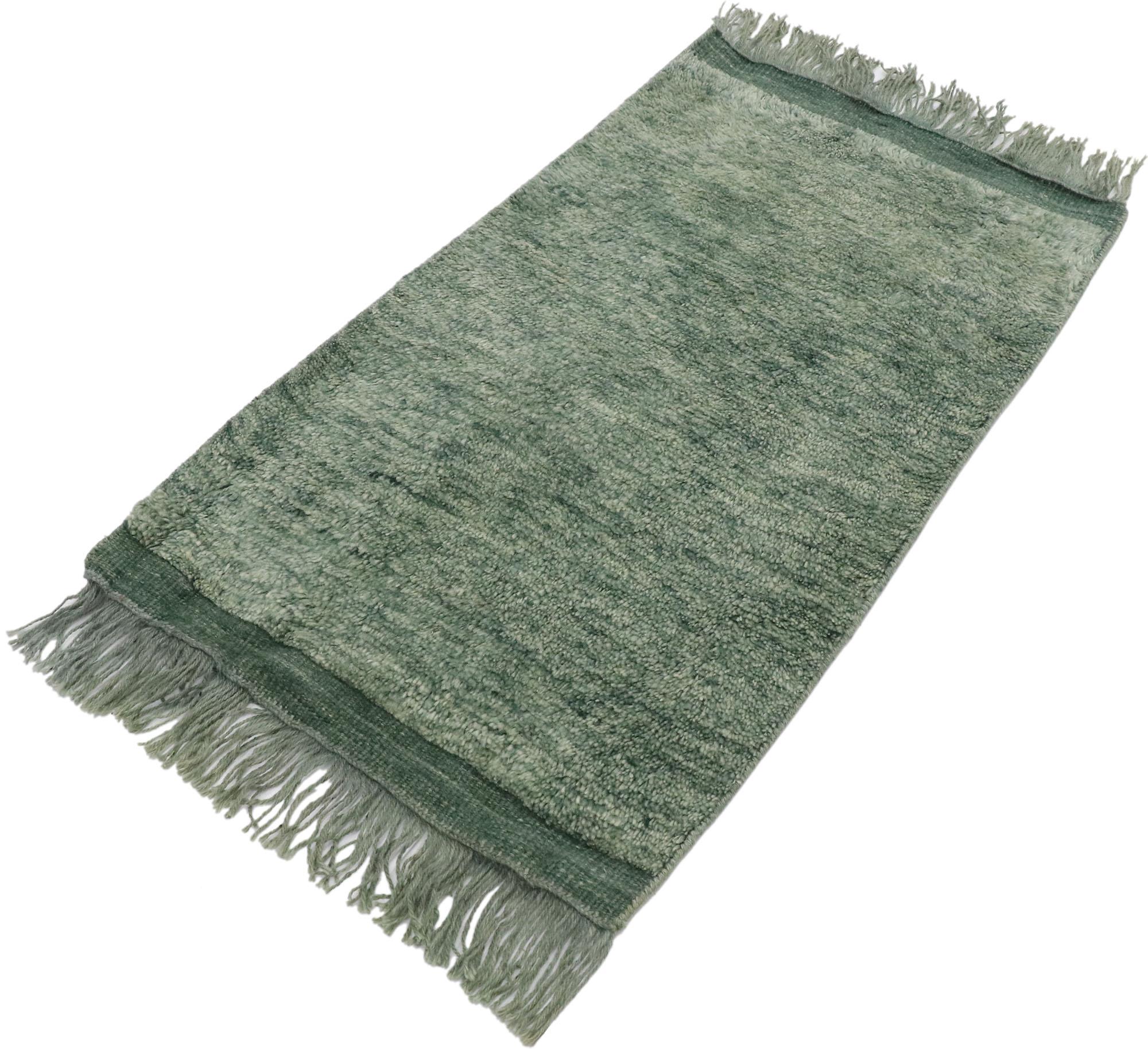 30600 Small Green Moroccan Rug, 02'00 x 03'05. Modern Indian Moroccan rugs offer a fresh take on traditional Moroccan rug designs, frequently produced in India. Inspired by the iconic motifs and patterns of authentic Moroccan rugs, including