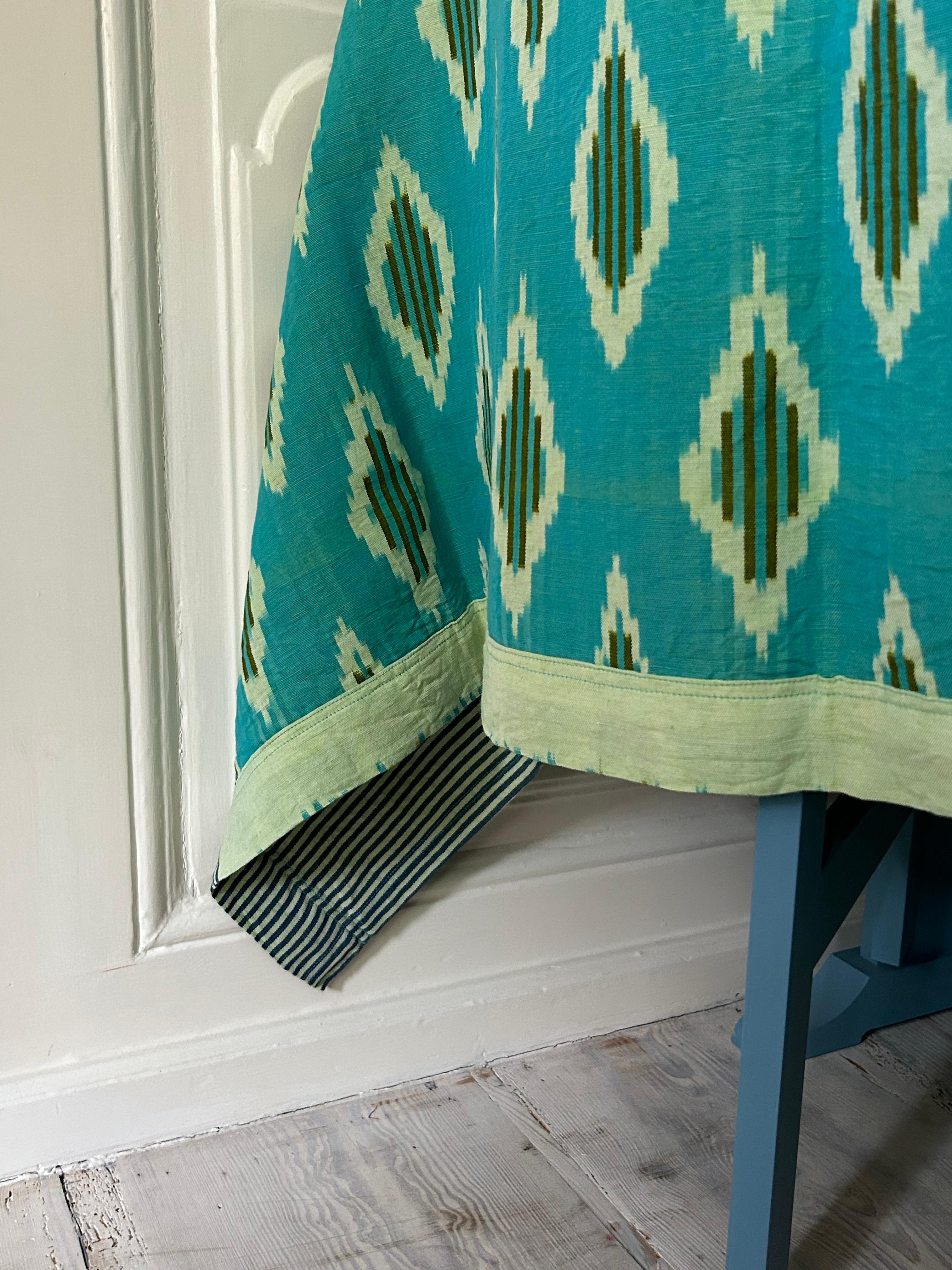 Contemporary Gregory Parkinson Turquoise Hand-Blocked Tablecloth Ikat, USA, 2023 In New Condition For Sale In Copenhagen K, DK