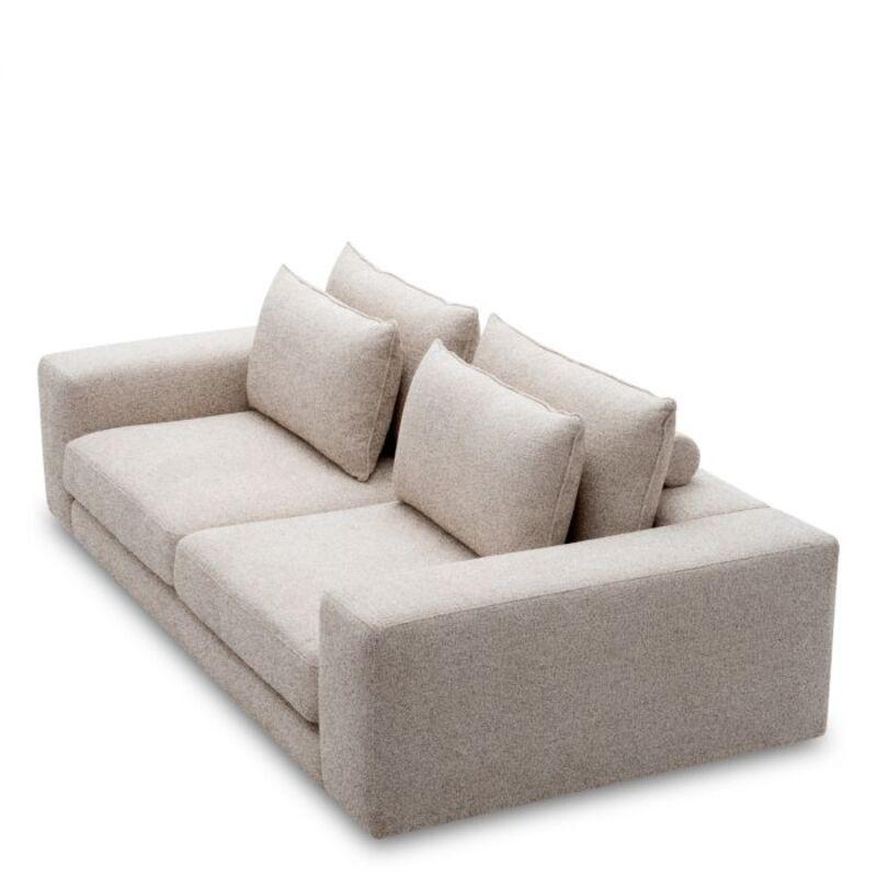 Français Contemporary Greige Fabric Lounge Sofa in Soft Upholstery en vente