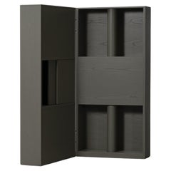 Cabinet d'ombrage contemporain en frêne gris par Atelier V&F