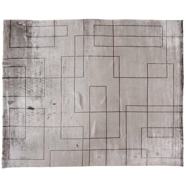 Contemporary Grey Rug For Sale at 1stDibs