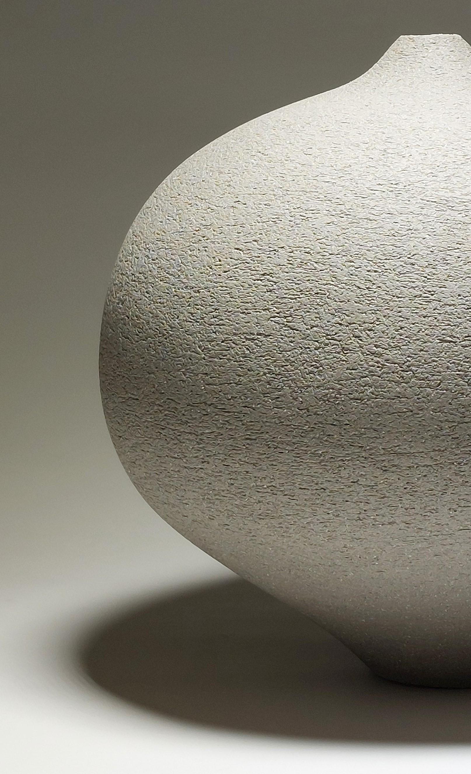 Scandinavian Modern Contemporary Grey Stoneware Ceramic Vessel by Rachel Peters, Medium, In Stock. For Sale