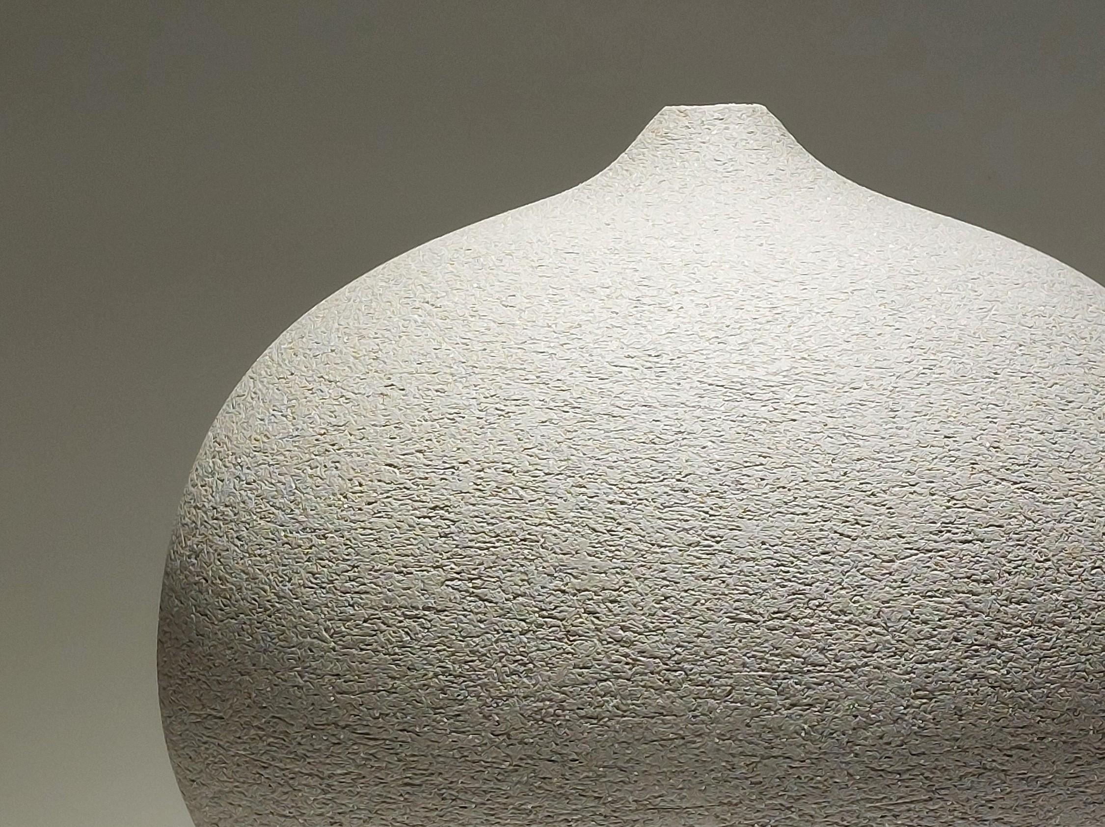 British Contemporary Grey Stoneware Ceramic Vessel by Rachel Peters, Medium, In Stock. For Sale