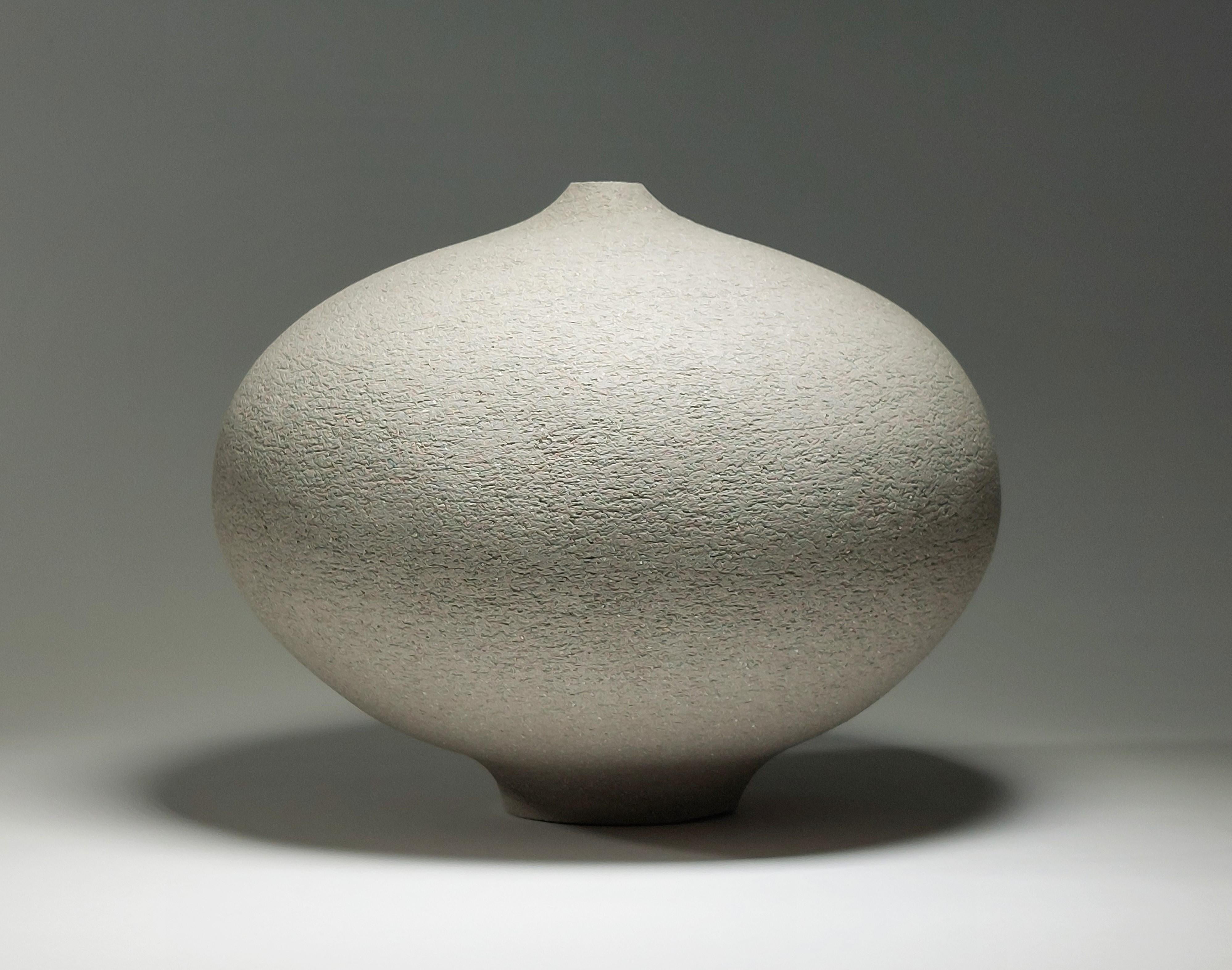 British Contemporary Grey Stoneware Ceramic Vessel by Rachel Peters, Small, In Stock. For Sale