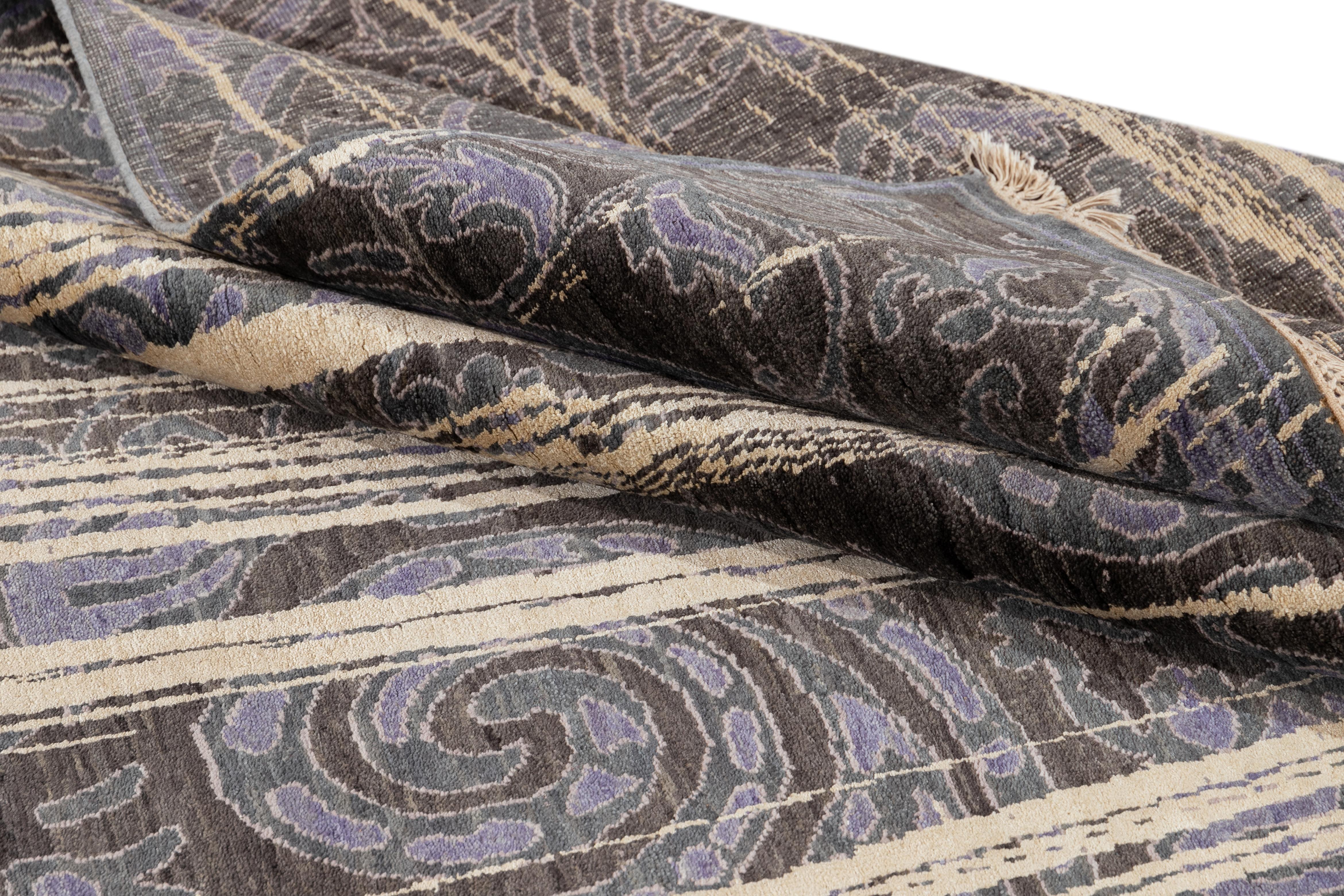 Indiano Tappeto contemporaneo grigio in stile tibetano in seta in vendita
