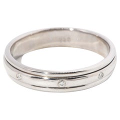 Bande de diamants tournante en or blanc 18 carats, sertie d'un Hammer Contemporary