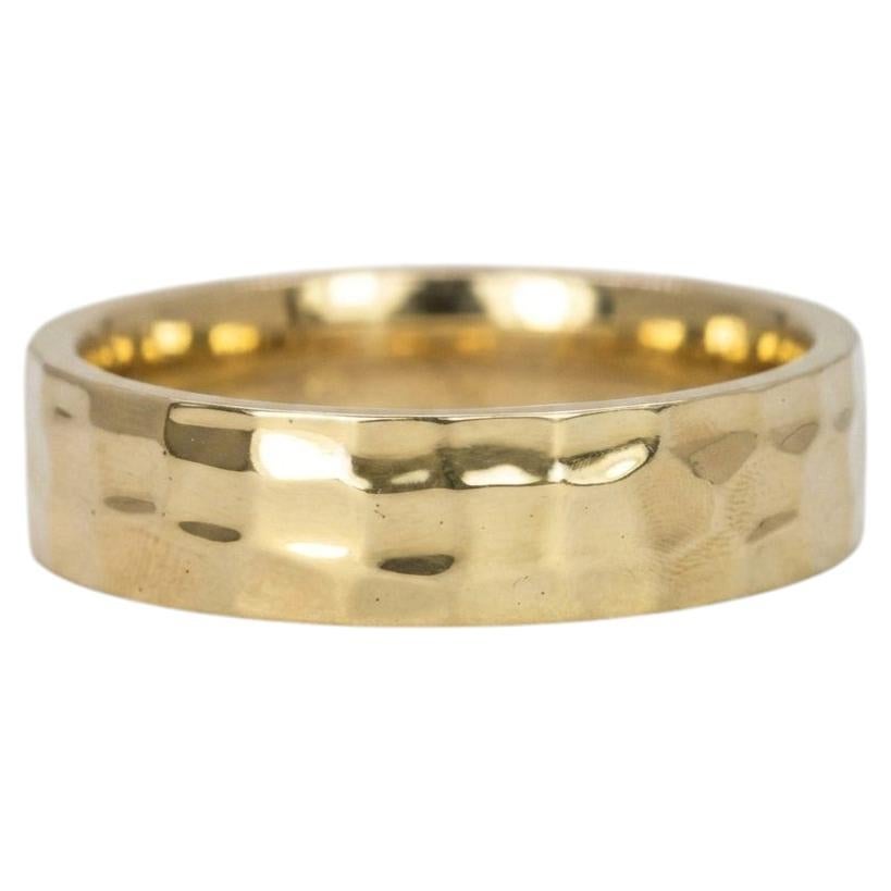 Contemporary Hammered 10k Yellow Gold Band Ring For Sale
